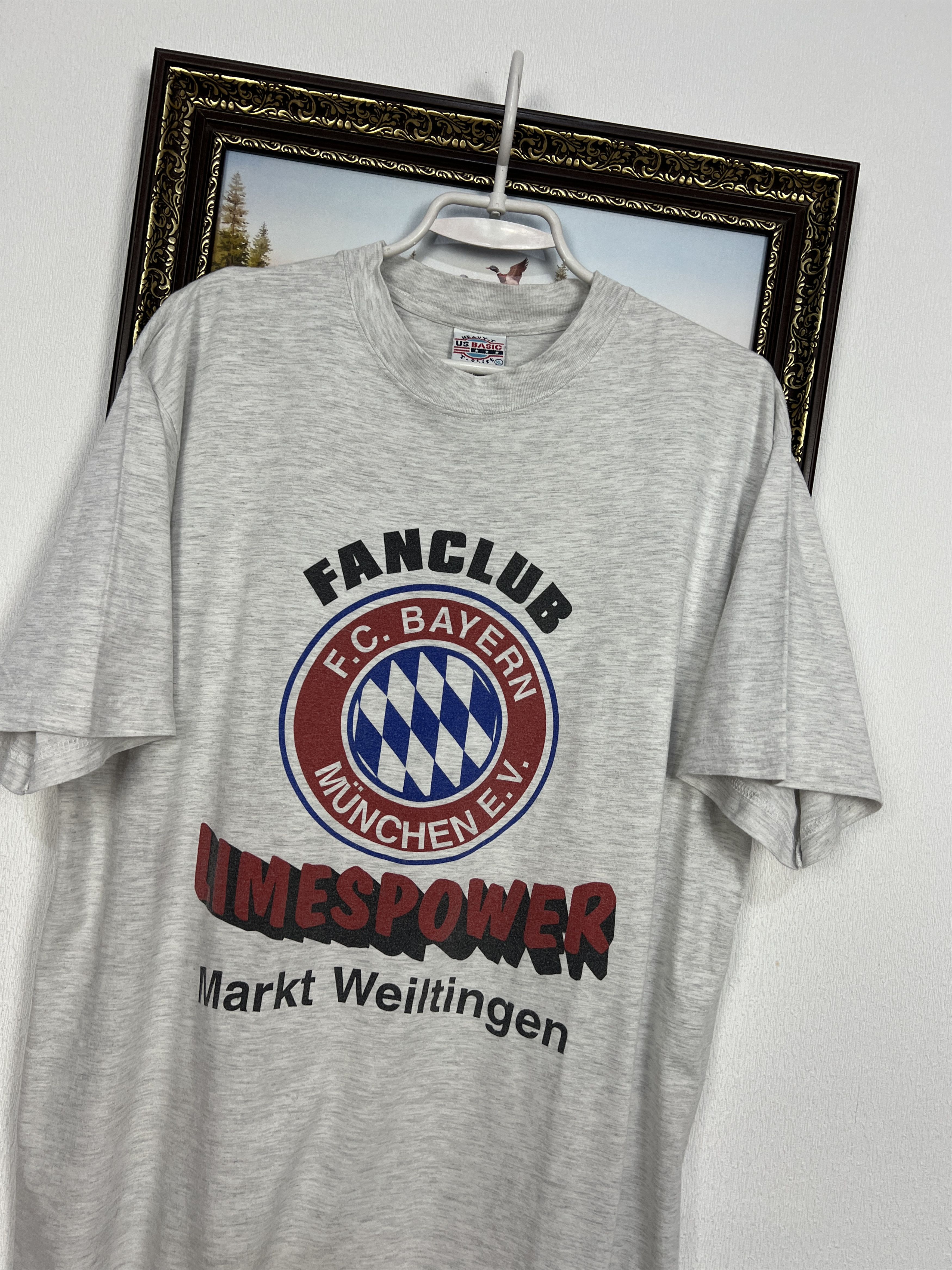Vintage Vintage Bayern Munich Football Shirt Fanclub Soccer Tee Size US XL / EU 56 / 4 - 3 Thumbnail