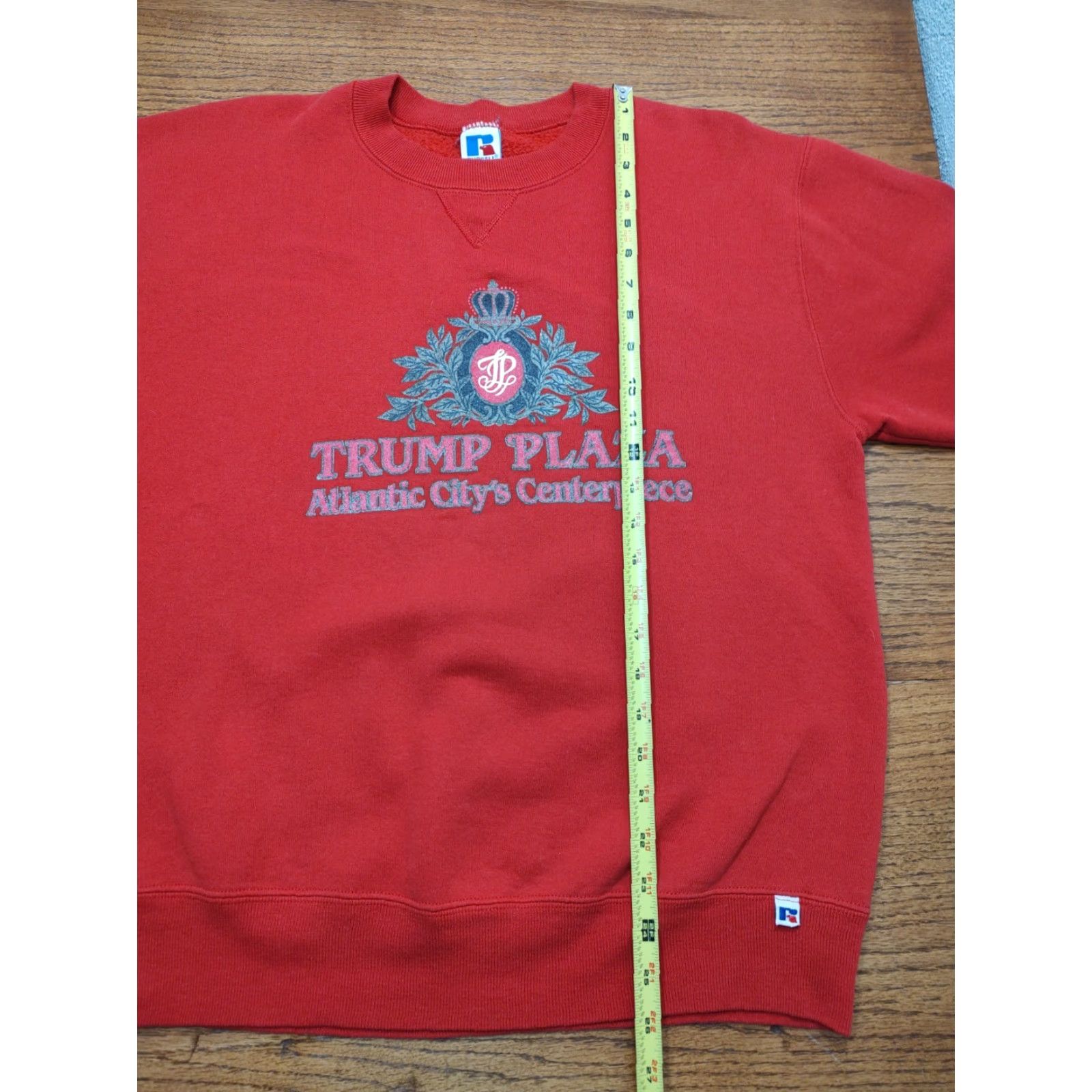 Russell Athletic VINTAGE Russell Athletic Sweatshirt Men Large Red USA 90s Donald Trump Plaza Atlantic City Crew Neck Pullover Cotton Blend Long Sleeve Size US L / EU 52-54 / 3 - 7 Thumbnail