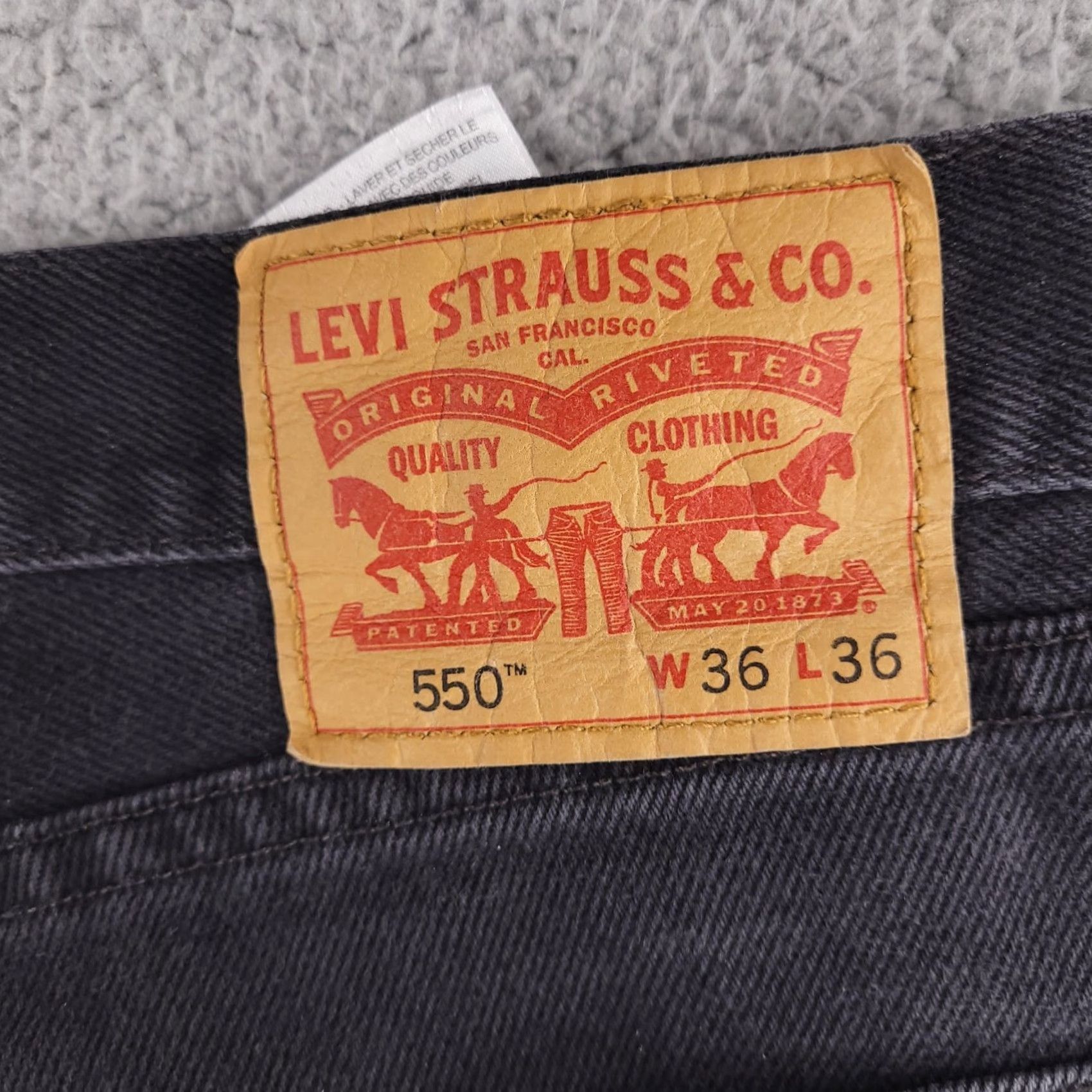 Levi's Levi's Jeans Mens 36x35 Black Denim Straight 550 Cotton Relaxed Regular Inseam 35 Levi’s 550 Mens Jeans Black Denim Straight 550 Cotton Size US 36 / EU 52 - 2 Thumbnail