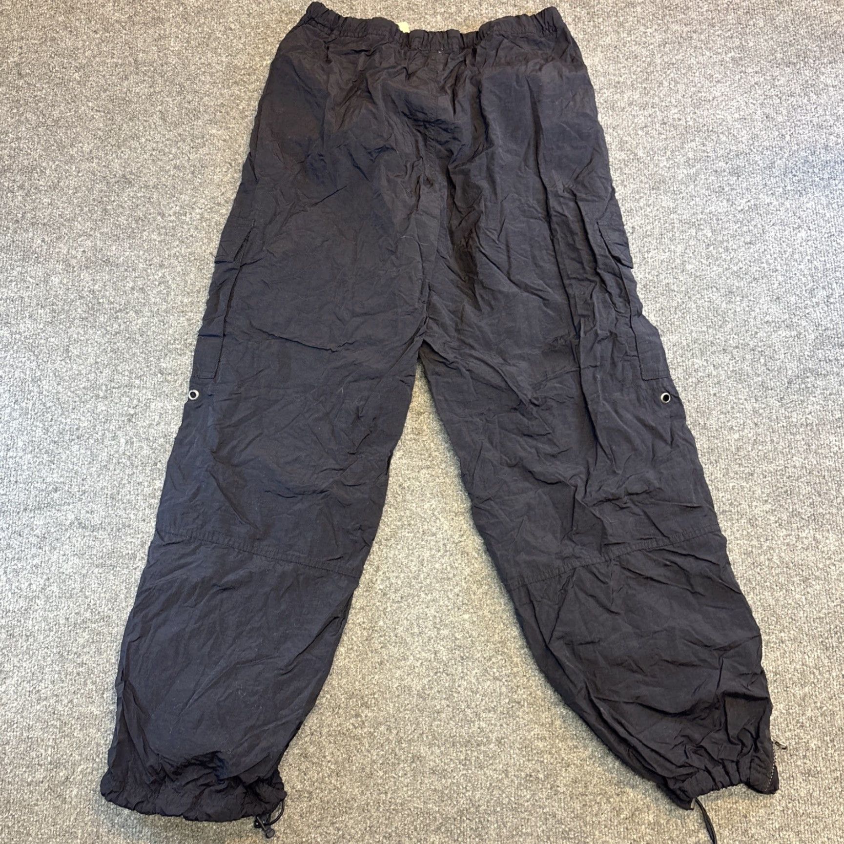Abercrombie & Fitch VINTAGE Abercrombie & Fitch Parachute Track Pants Men’s S Black Pants Mens Small Black Track Pants Vintage Parachute Activewear S Size US 29 - 7 Thumbnail