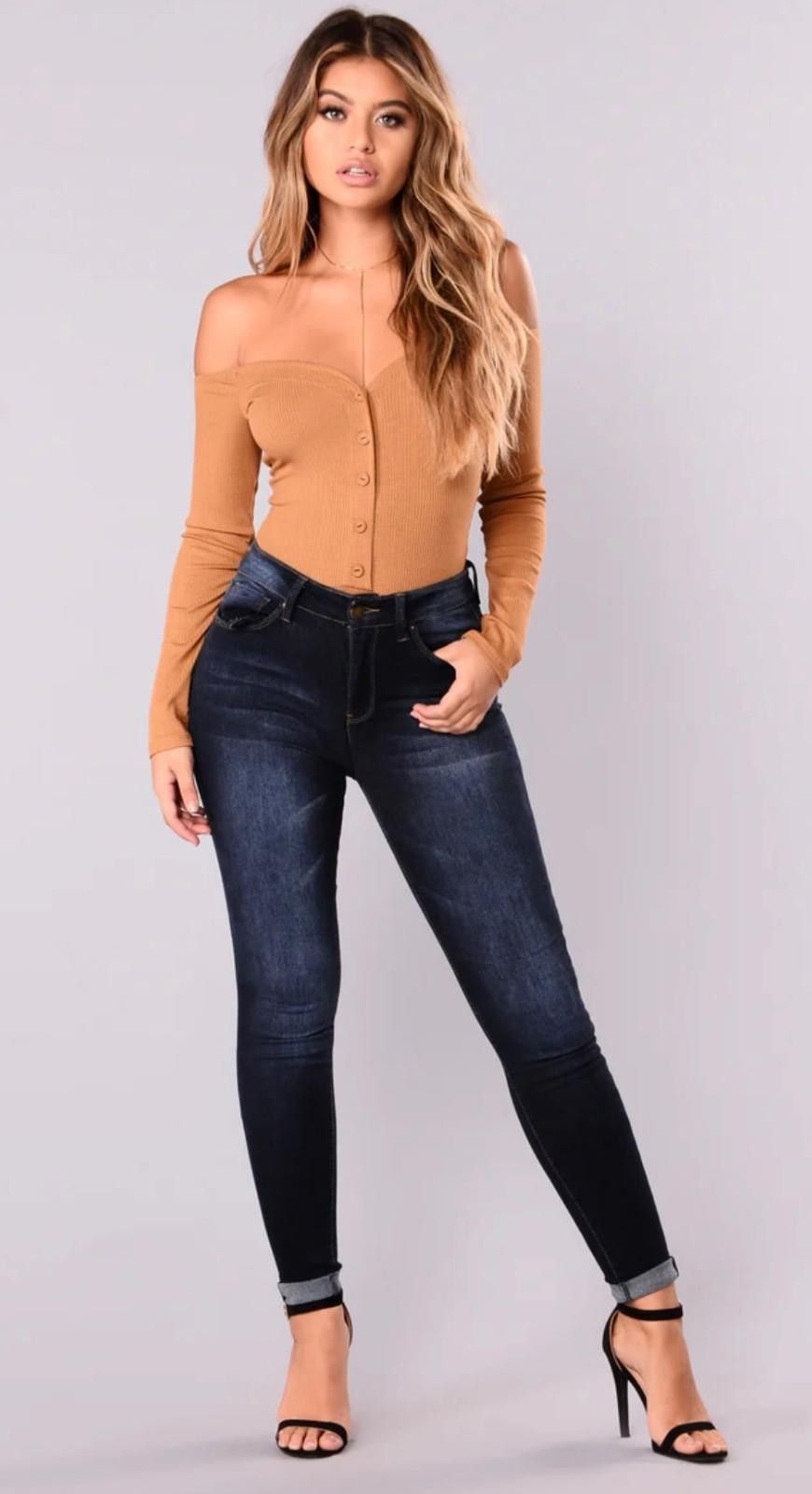 Fashion Victim FASHION NOVA Off-Shoulder Bodysuit in Mustard (SMALL) Size S / US 4 / IT 40 - 5 Thumbnail