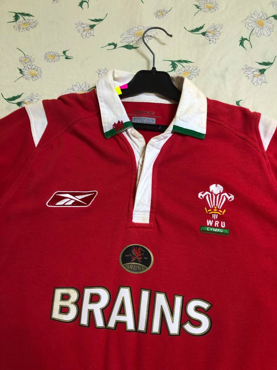 Reebok Wales Rugby Union Vintage Reebok home jersey shirt Size US M / EU 48-50 / 2 - 9 Thumbnail