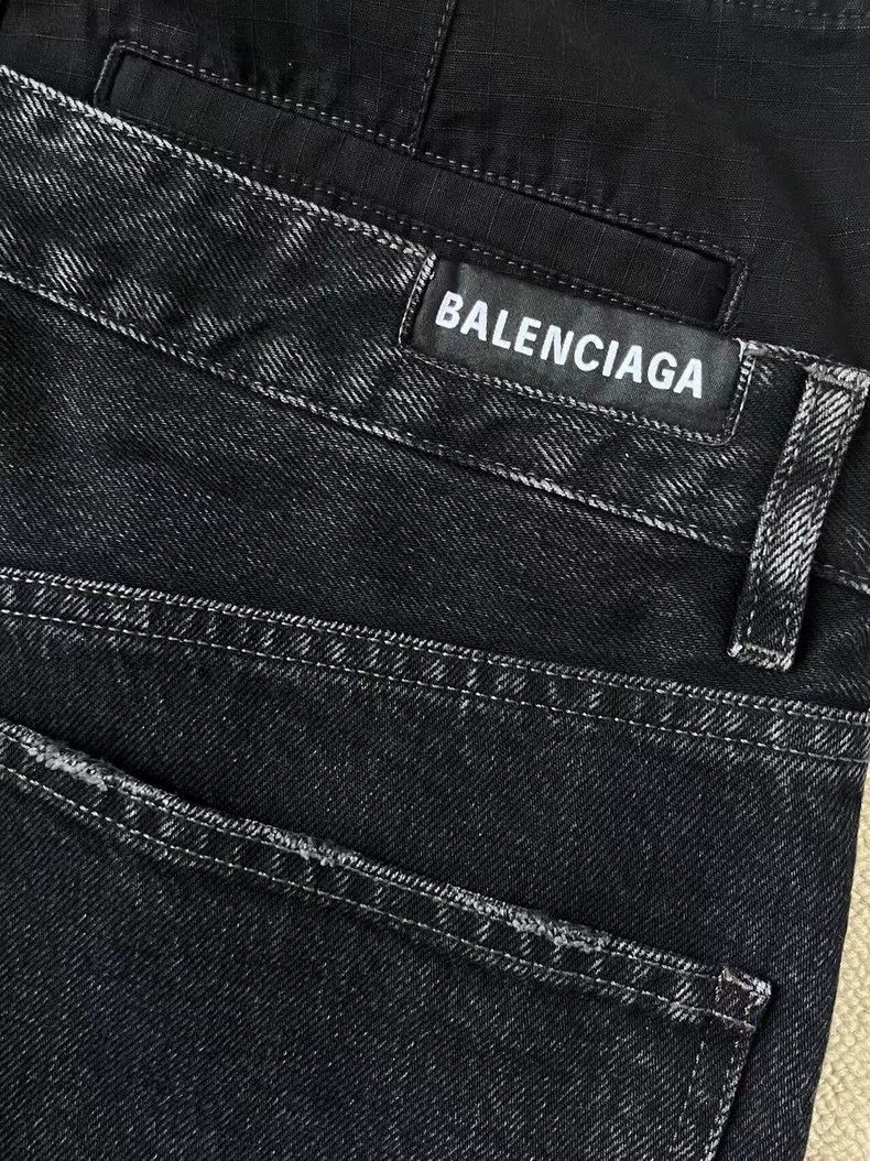 Balenciaga Balenciaga size XS Double waist straight leg casual jeans Size US 26 / EU 42 - 3 Thumbnail