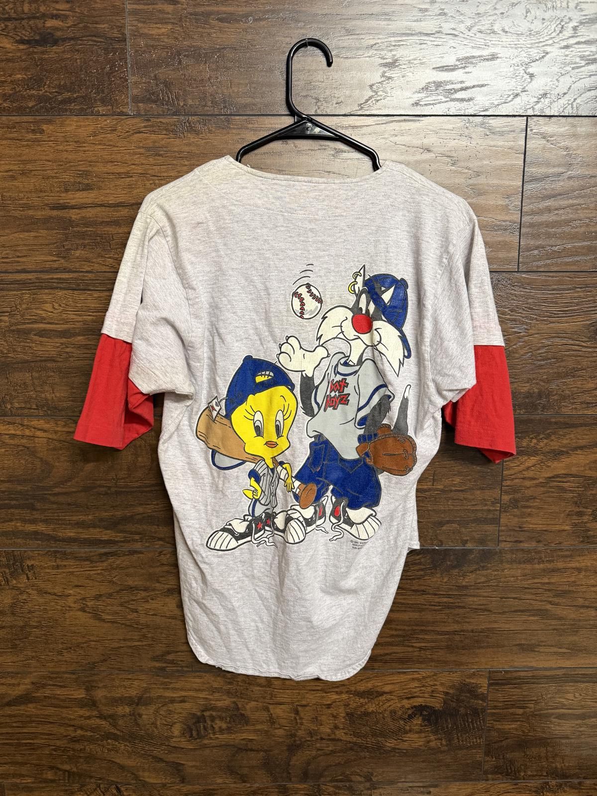 Designer VTG Looney Tunes Baseball Button Up T-shirt 1993 Size US S / EU 44-46 / 1 - 1 Thumbnail