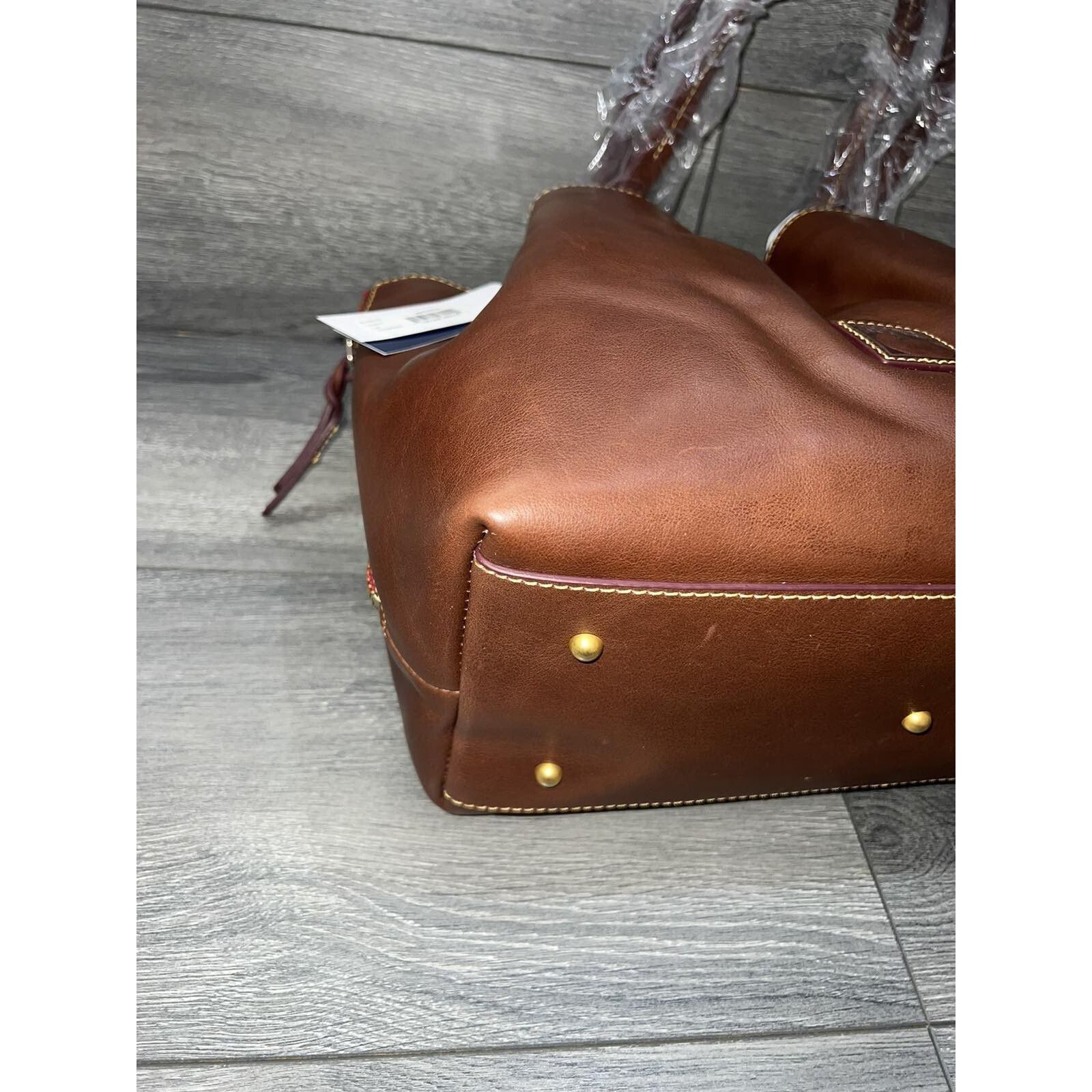 Dooney & Bourke Dooney & Bourke Florentine Leather Large Zip Barlow A386438 Size ONE SIZE - 2 Thumbnail