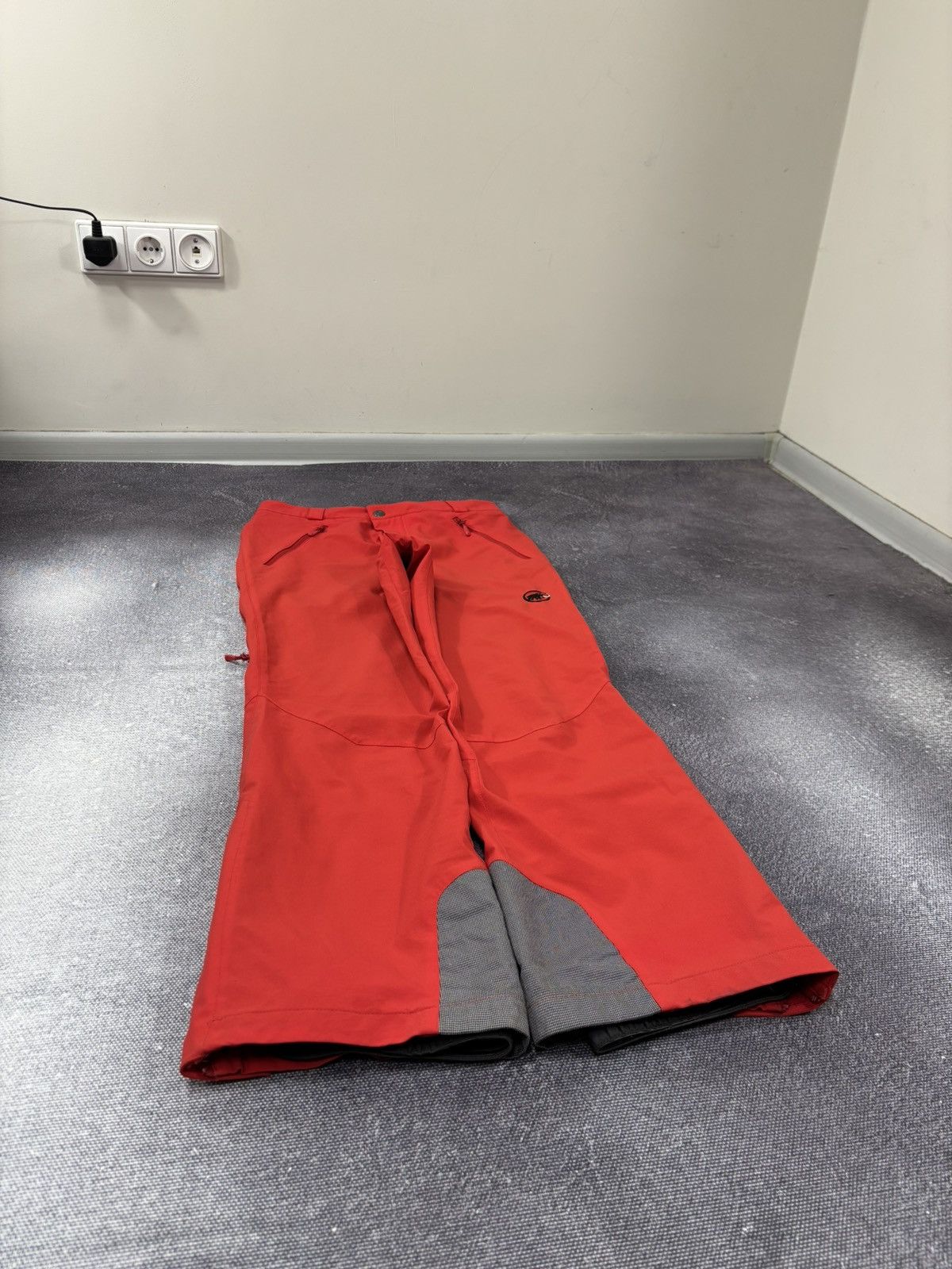 Mammut Mammut Men’s Tatramar Schoeller Red Insulated Snow Ski Pants Size US 30 / EU 46 - 3 Thumbnail