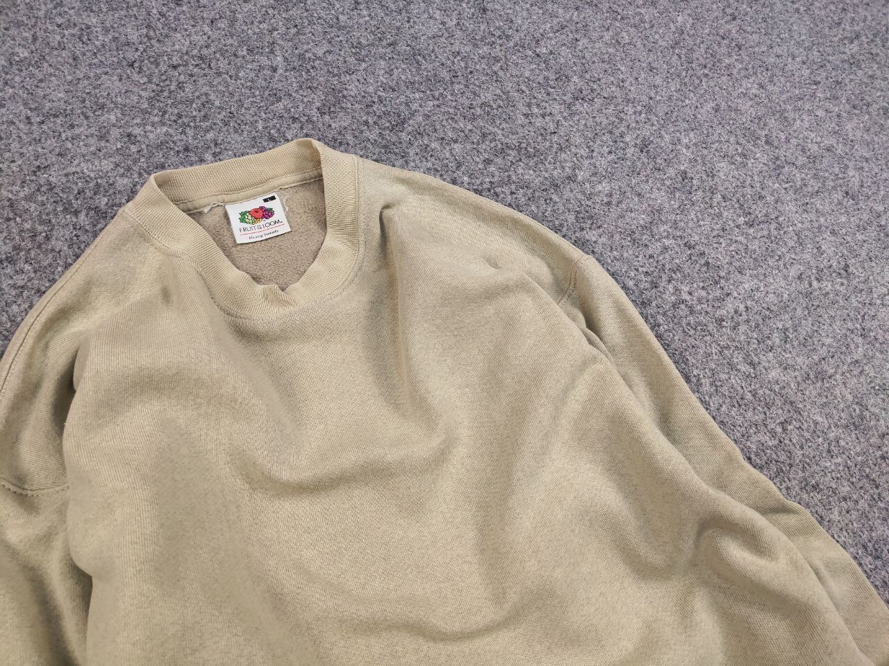 Fruit Of The Loom Vintage 90's Fruit Of The Loom Blank Crew Chek Sweatshirt Size US L / EU 52-54 / 3 - 11 Thumbnail