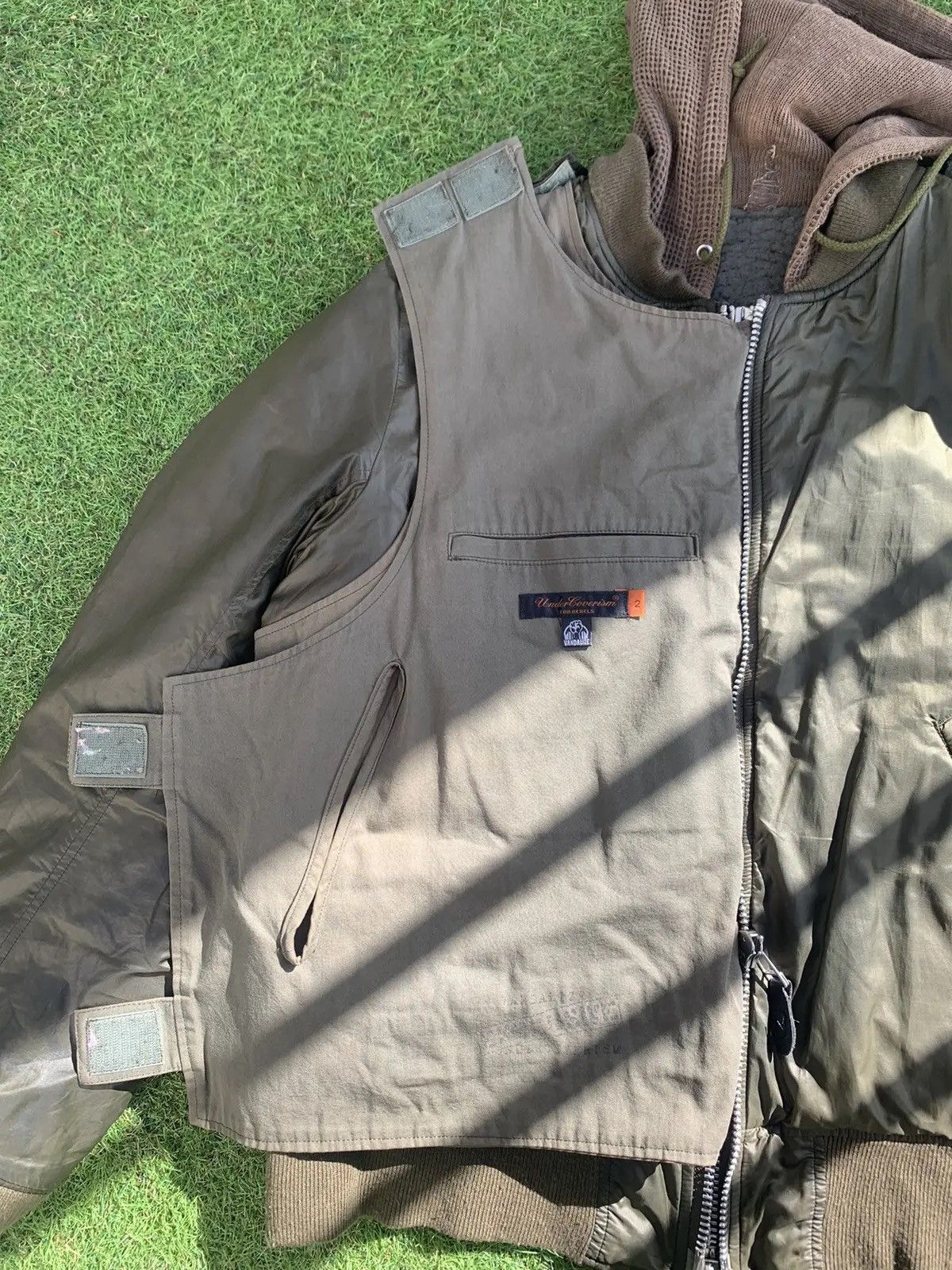 Undercover × Vandalize AW06 undercover x vandalize multi pocket bombers Size US M / EU 48-50 / 2 - 5 Thumbnail