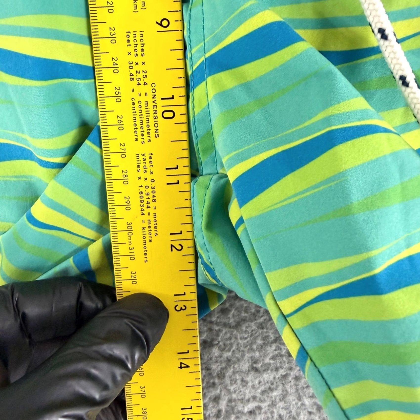 Psycho Bunny Psycho Bunny Swim Trunks Mens Medium Green Wavy Stripe Drawstring Shorts Size US 31 - 7 Thumbnail