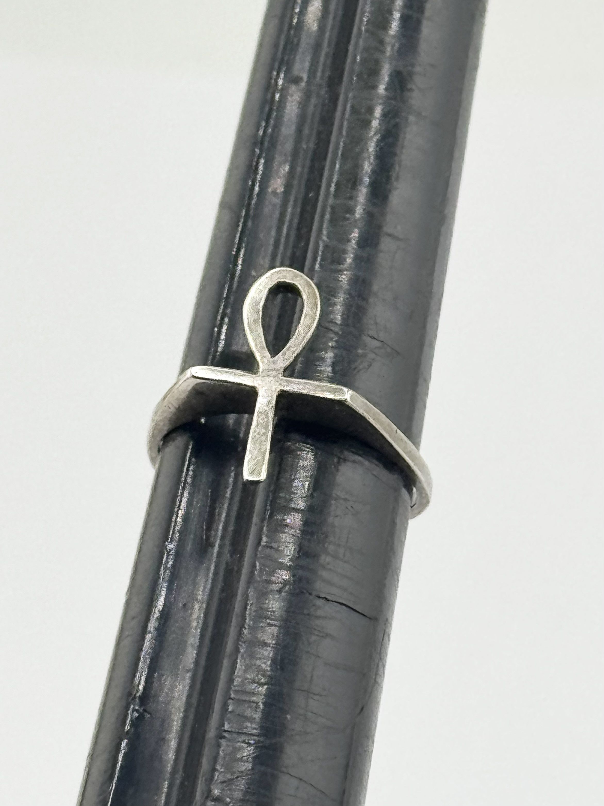 Sterling Silver Egyptian Ankh vintage Ring size 7