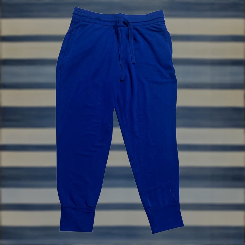 Fabletics Fabletics Navy Blue Performance Jogger Sweatpants XL Women’s Side Pockets Athletic Tapered Pants Athleisure Size 40" / US 18 - 1 Thumbnail