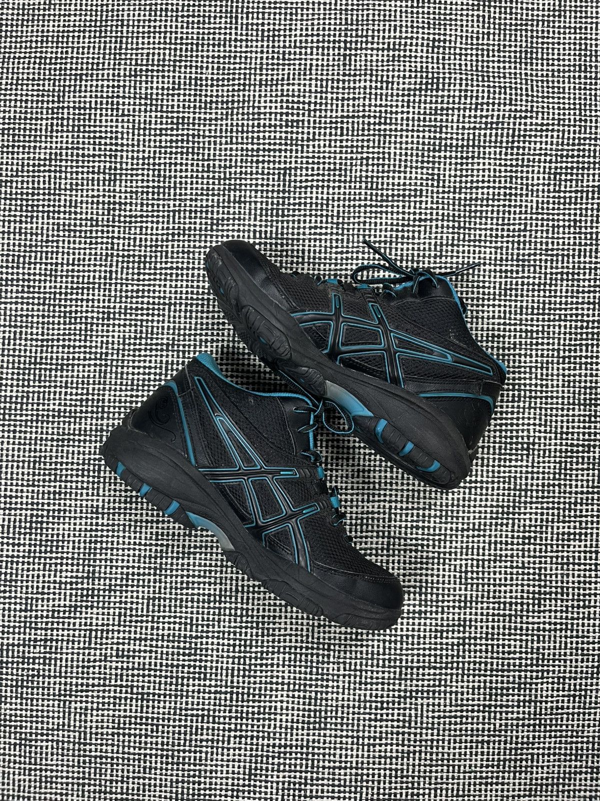 Asics Asics aeroshape vintage y2k mid top sneakers tribal Size US 7 / IT 37 - 2 Thumbnail