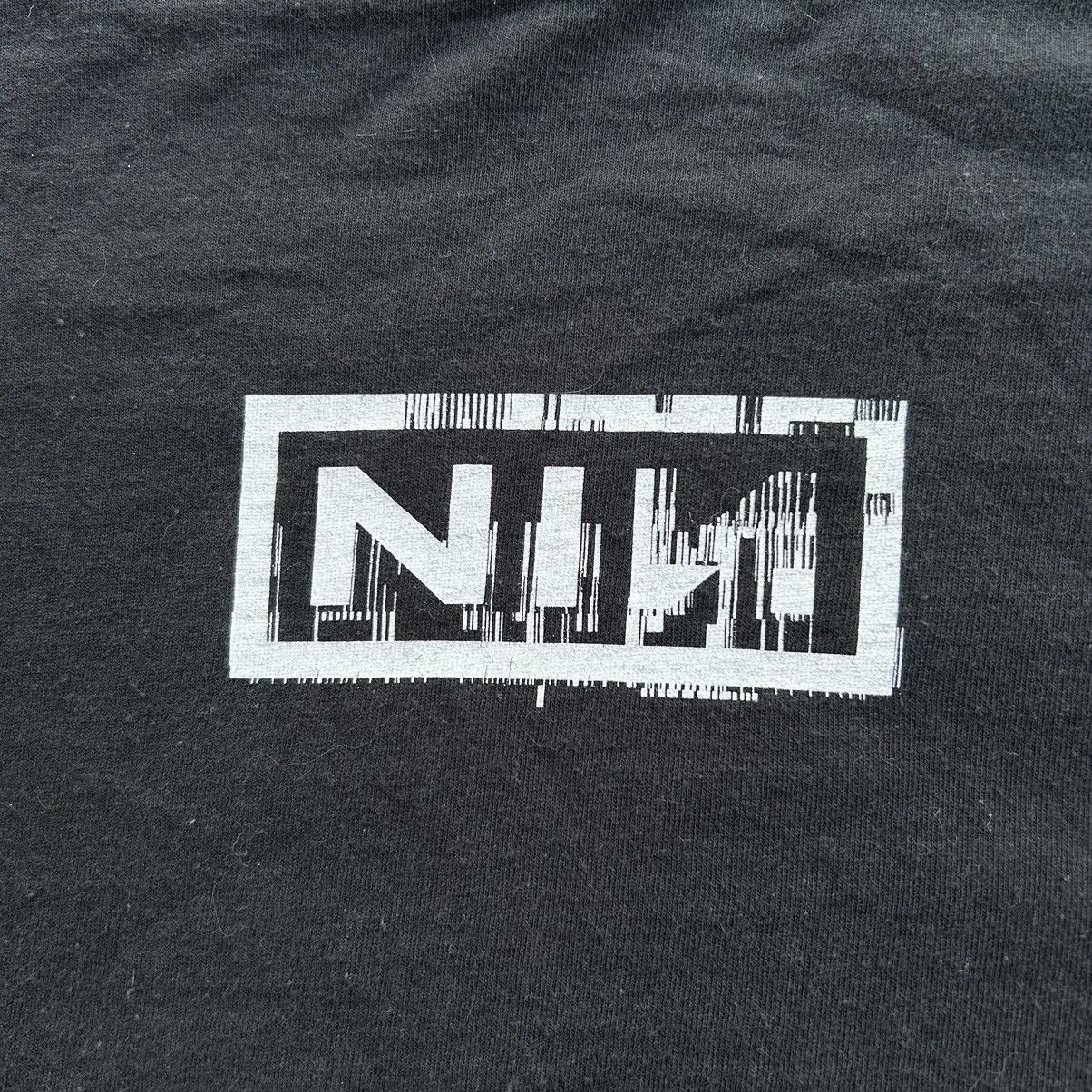 Band Tees Vintage 2005 Nine Inch Nails With Teeth Tour Road Crew Shirt Size US L / EU 52-54 / 3 - 6 Thumbnail