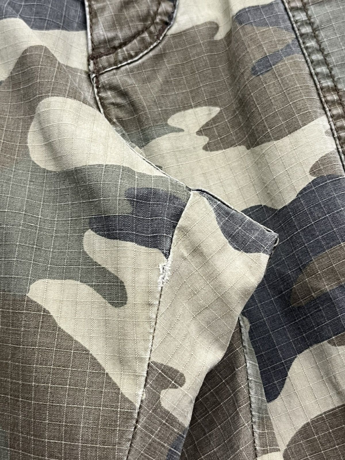 Burberry 💥RARE🔥BURBERRY BLACK LABEL JAPAN Camouflage Bondage Cargo Size US 32 / EU 48 - 7 Thumbnail