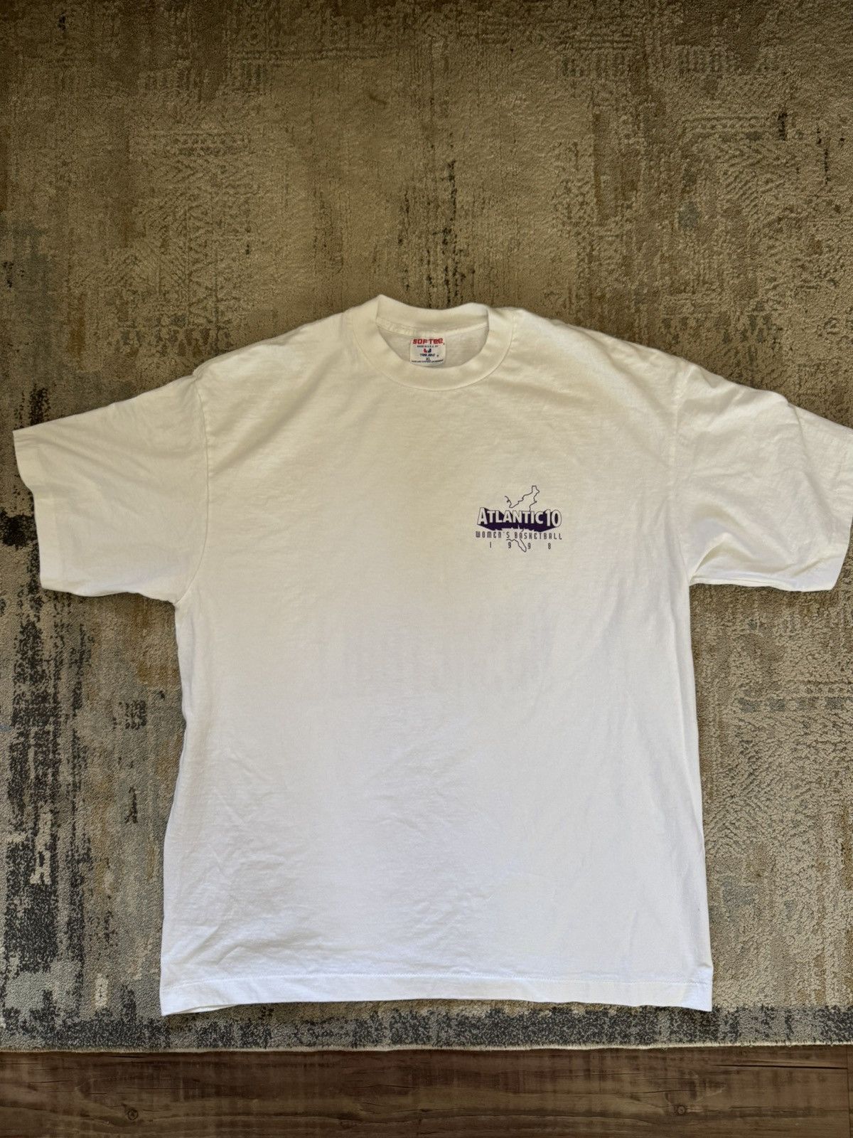 Vintage 1998 Womens Basketball Atlantic 10 Championship Tee Size US XL / EU 56 / 4 - 1 Thumbnail