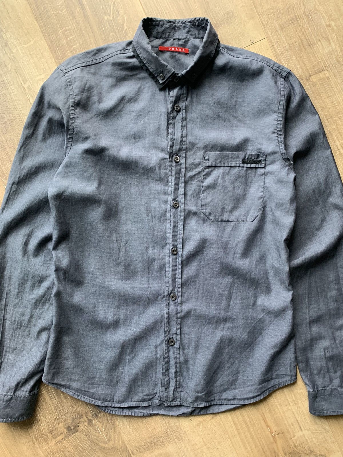 Prada Prada black mini logo shirt Size US S / EU 44-46 / 1 - 3 Thumbnail