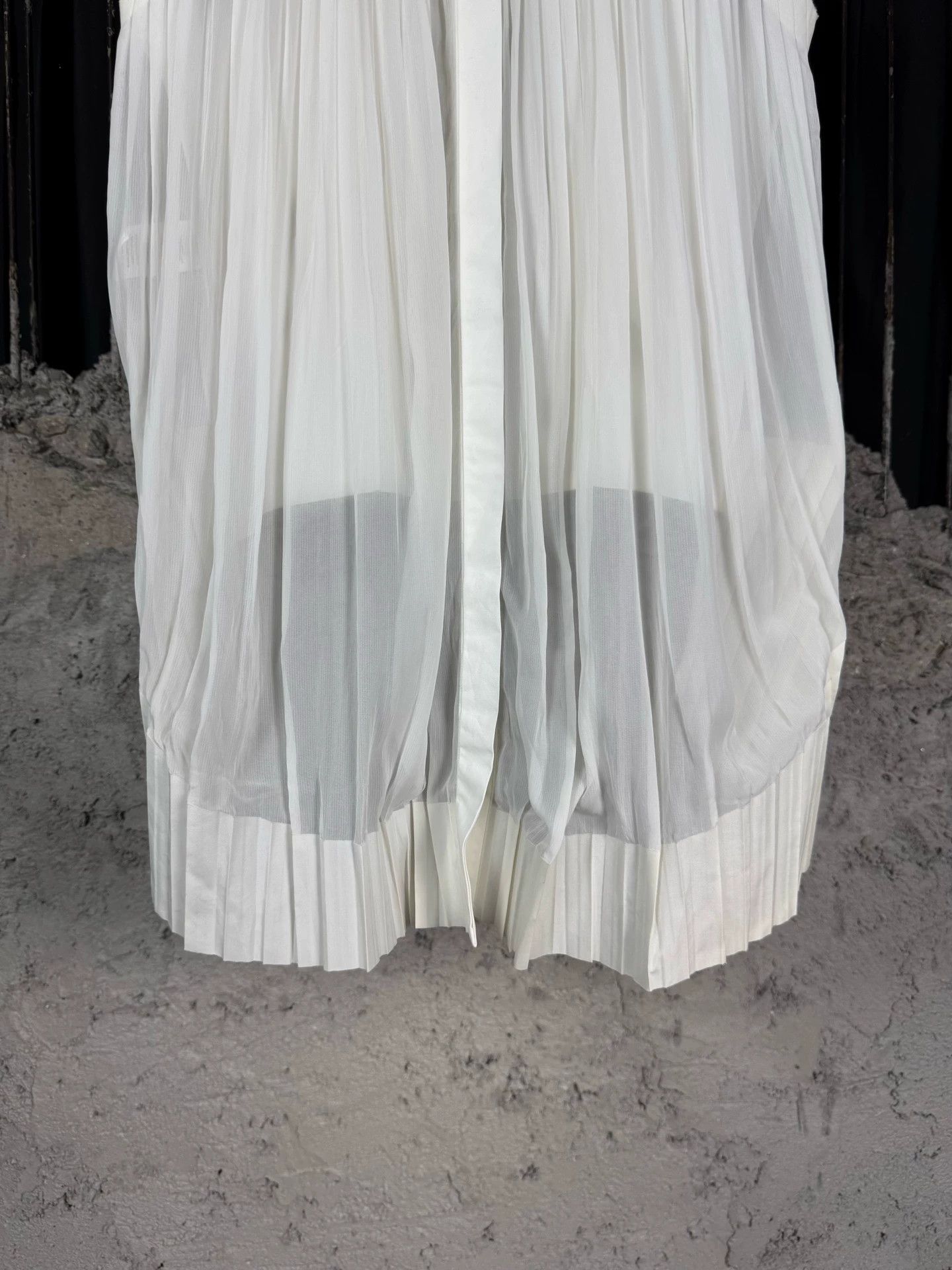 Celine Celine Women's Sleeveless Pleated Top 36 Like New Size XS / US 0-2 / IT 36-38 - 4 Thumbnail