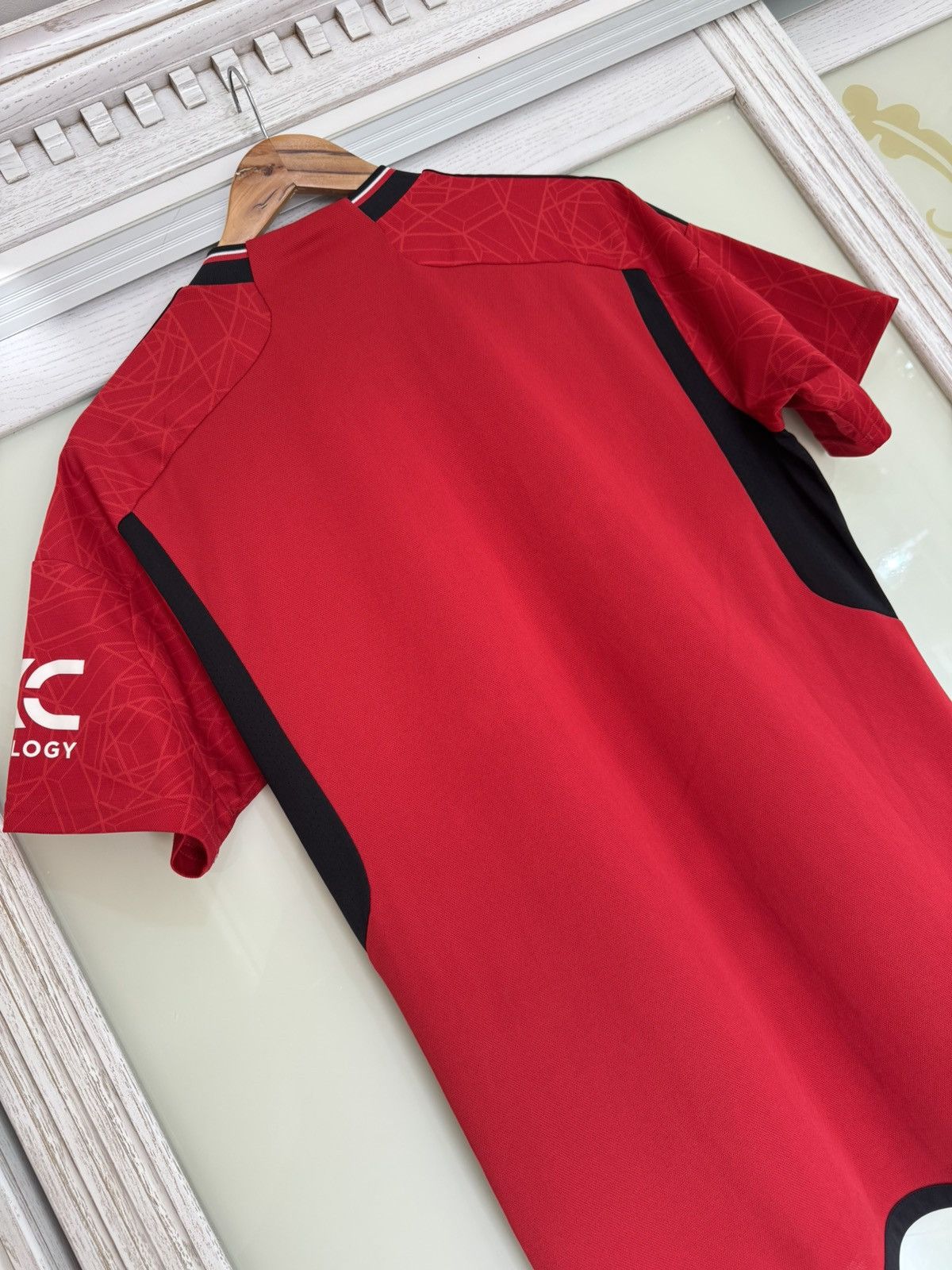 Adidas Manchester United 2023-2024 Home Soccer Jersey Football Kit Size US M / EU 48-50 / 2 - 8 Thumbnail