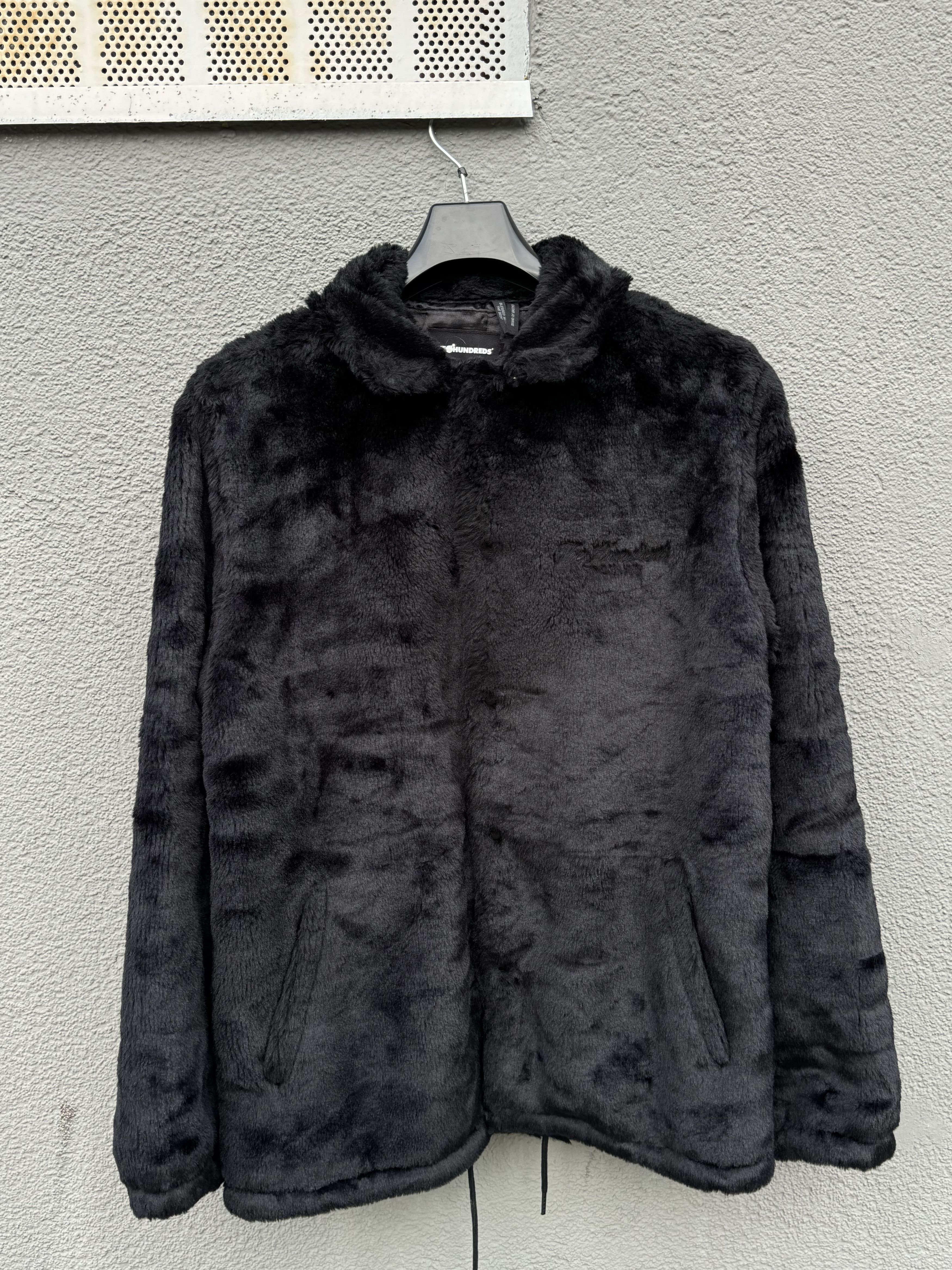 Japanese Brand The Hundreds Black Fur Jacket Size L Size US L / EU 52-54 / 3 - 3 Thumbnail