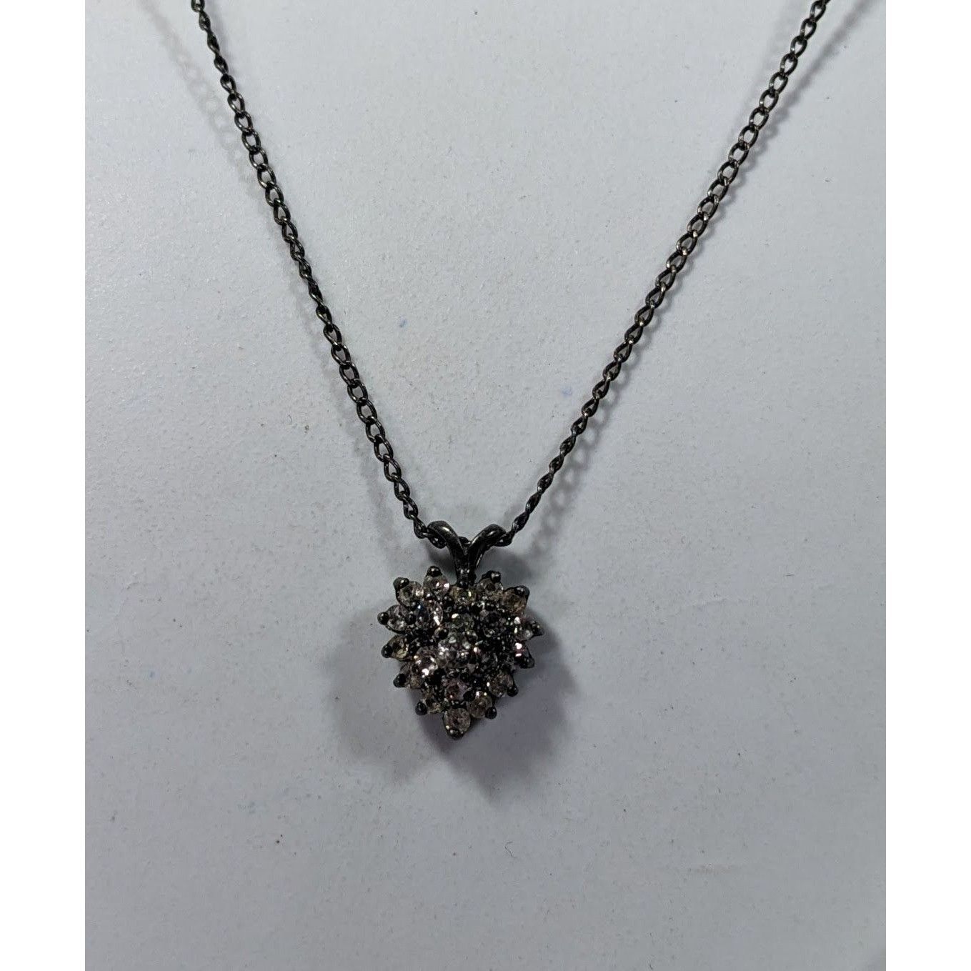 Other Romantic Goth Minimalist Rhinestone Heart Necklace Size ONE SIZE - 9 Thumbnail
