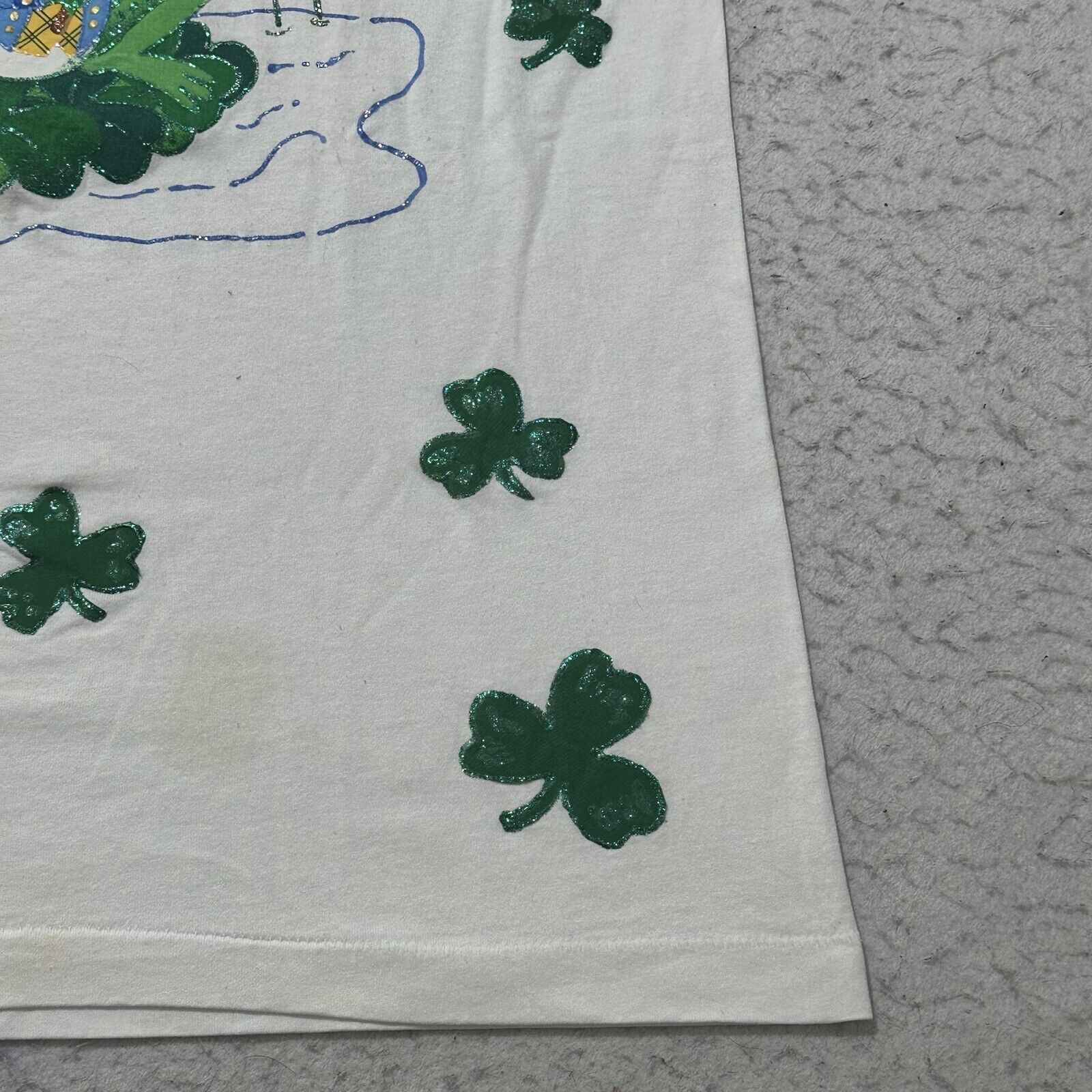 Fruit Of The Loom Vintage Fruit of the Loom St. Patrick's Day Frog Glitter Tee Size US L / EU 52-54 / 3 - 5 Thumbnail