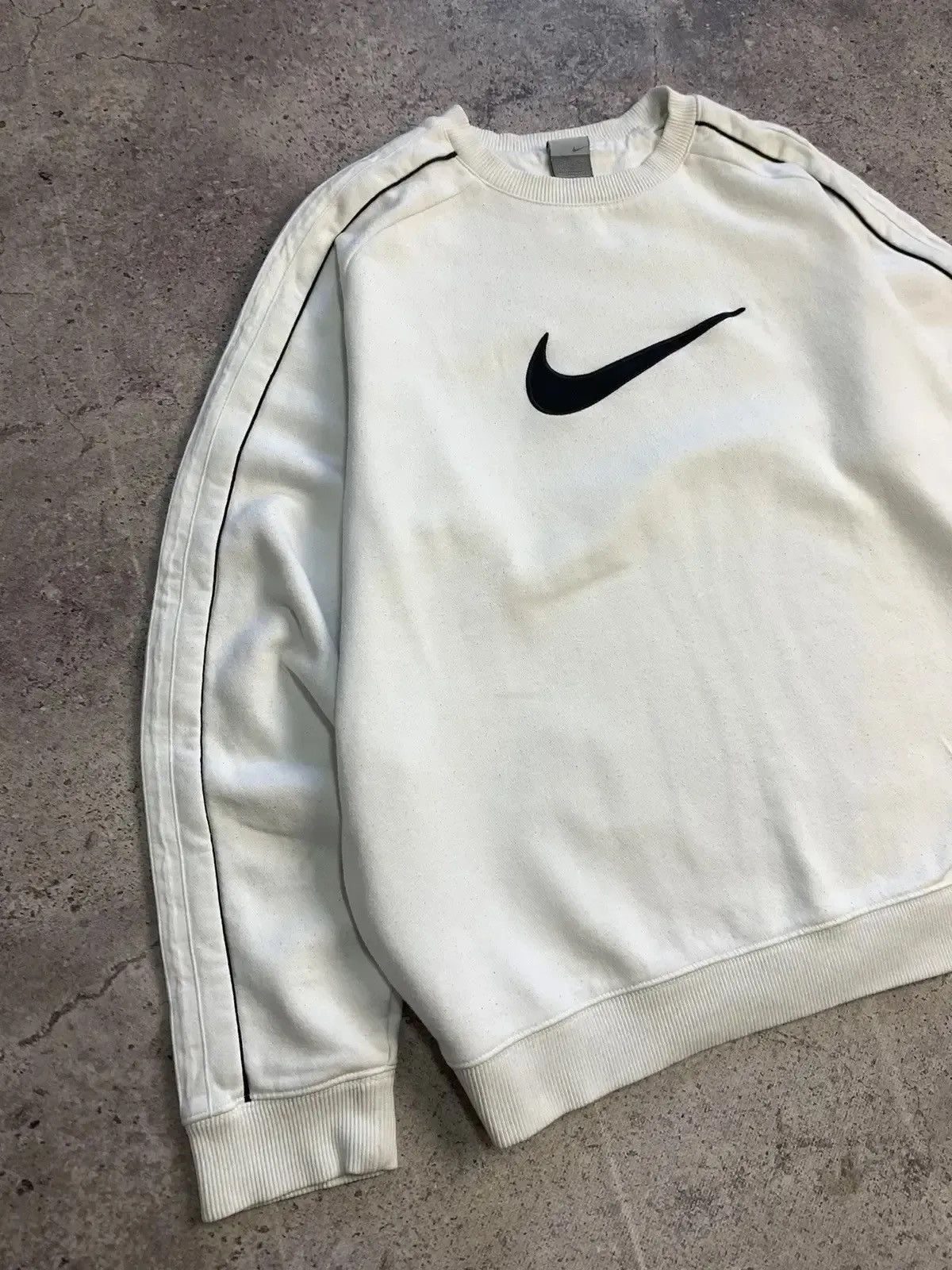 Nike × Vintage Vintage Sweater Nike faded sweatwear drip blockcore Size US XL / EU 56 / 4 - 11 Thumbnail
