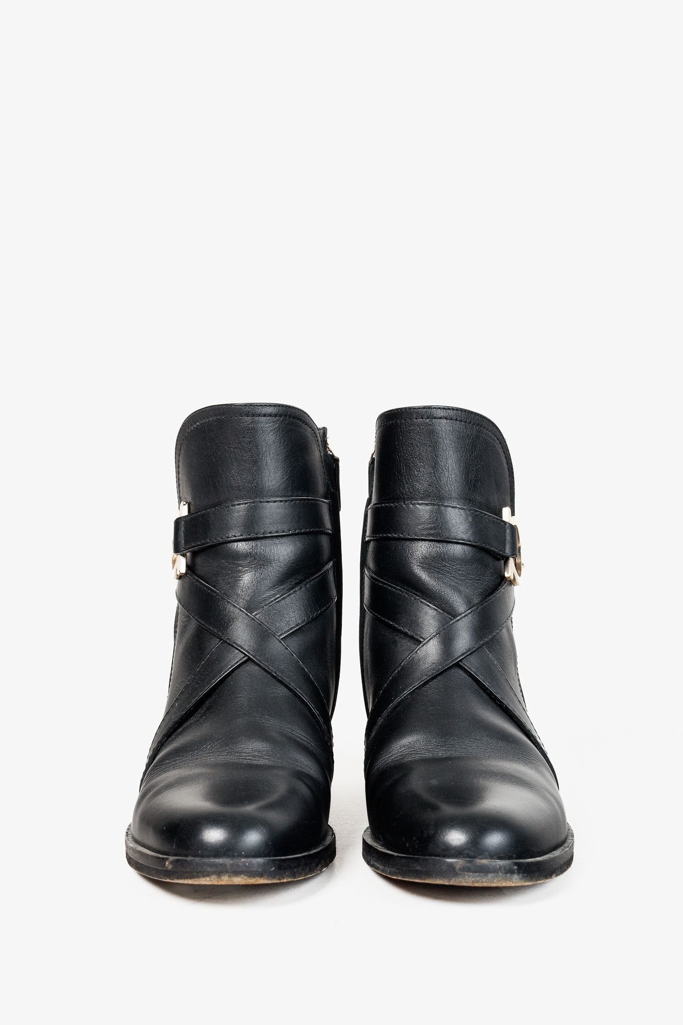 Salvatore Ferragamo Salvatore Ferragamo Shadi Gancini Leather Ankle Boot Size US 9 / IT 39 - 3 Thumbnail