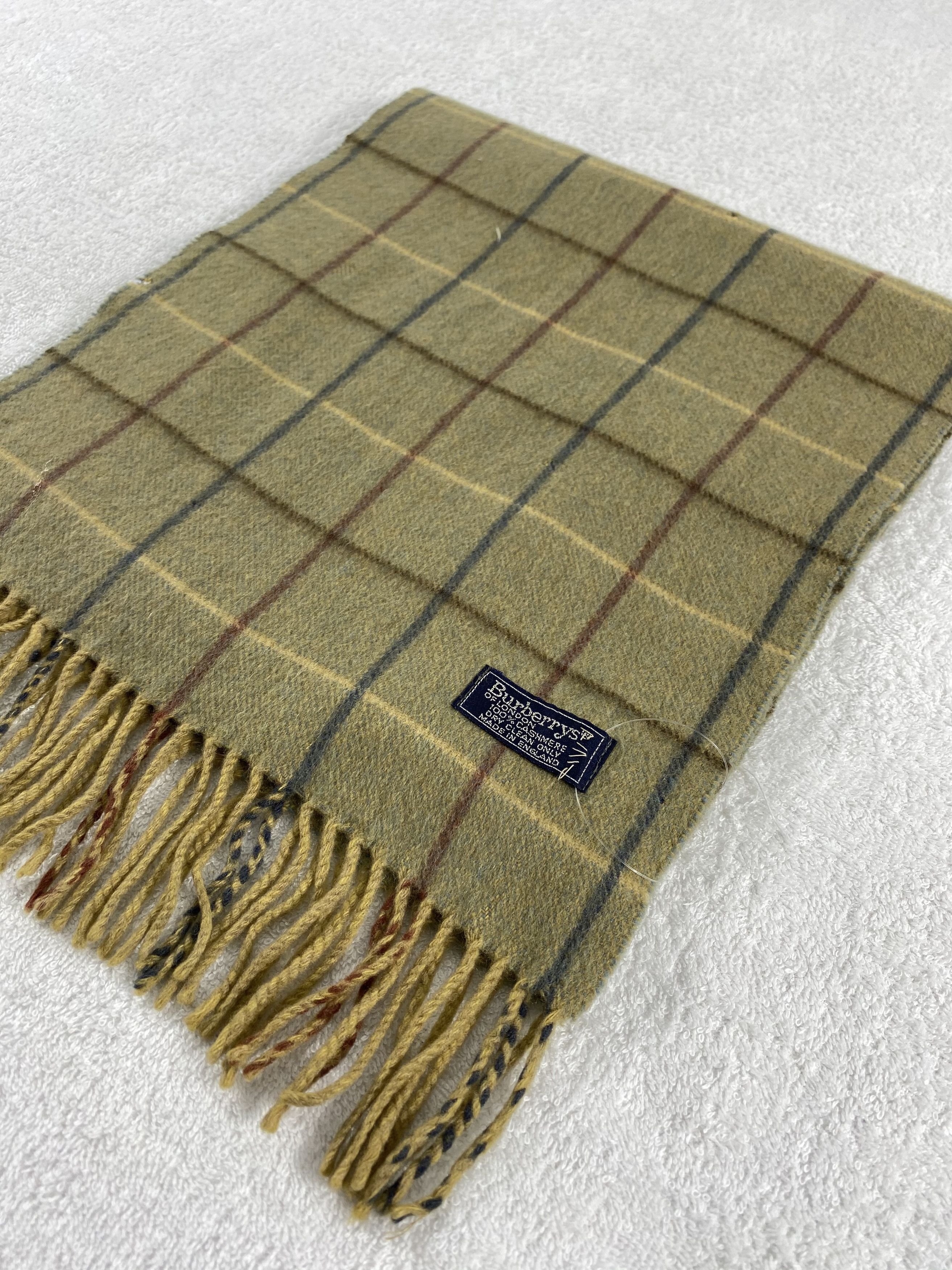 Burberry Vintage Burberry Scarf/Muffler/Neckwear MF758 Size ONE SIZE - 3 Thumbnail