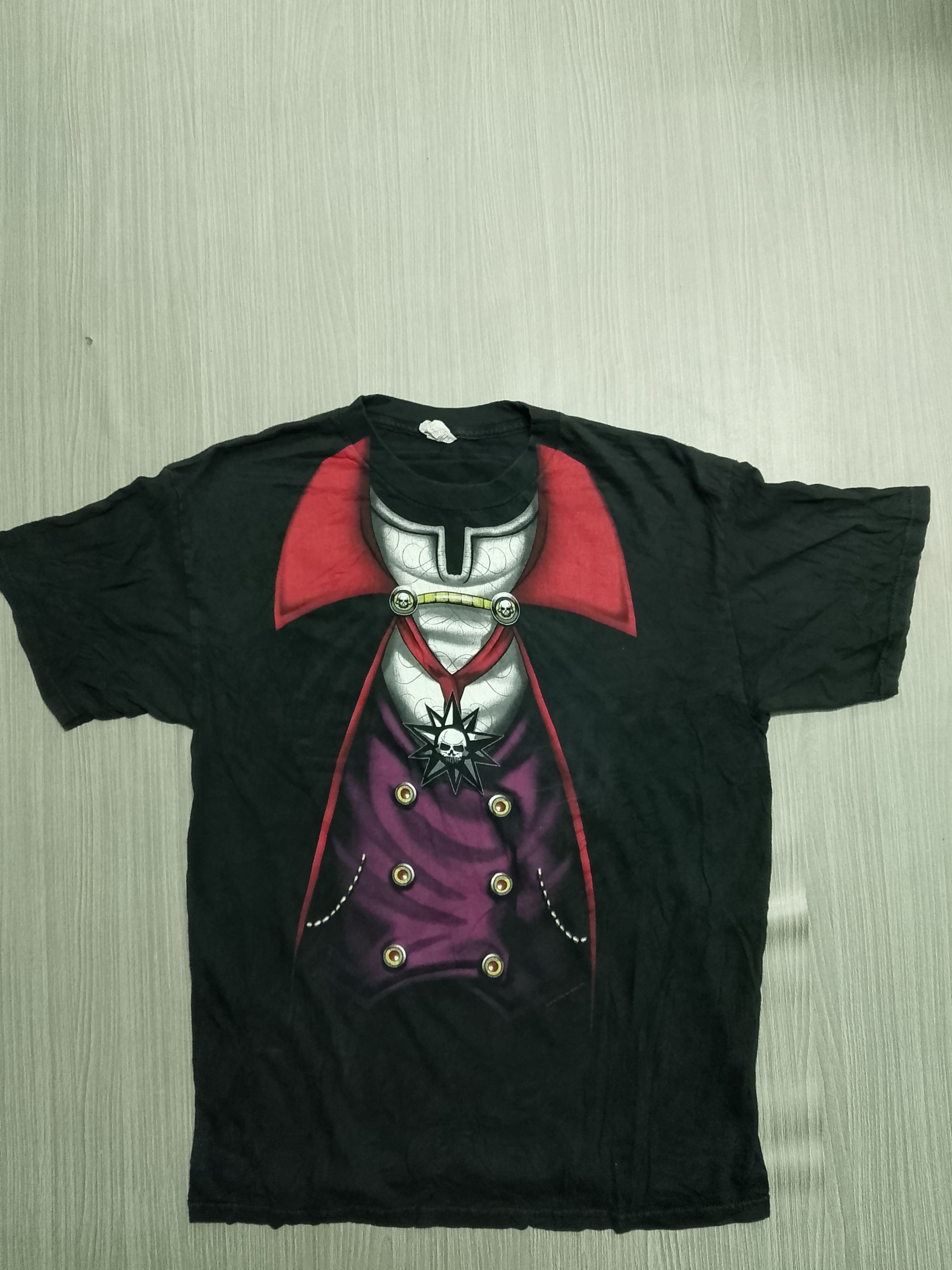 Vintage Vintage Y2K Dracula tee Size US L / EU 52-54 / 3 - 2 Thumbnail