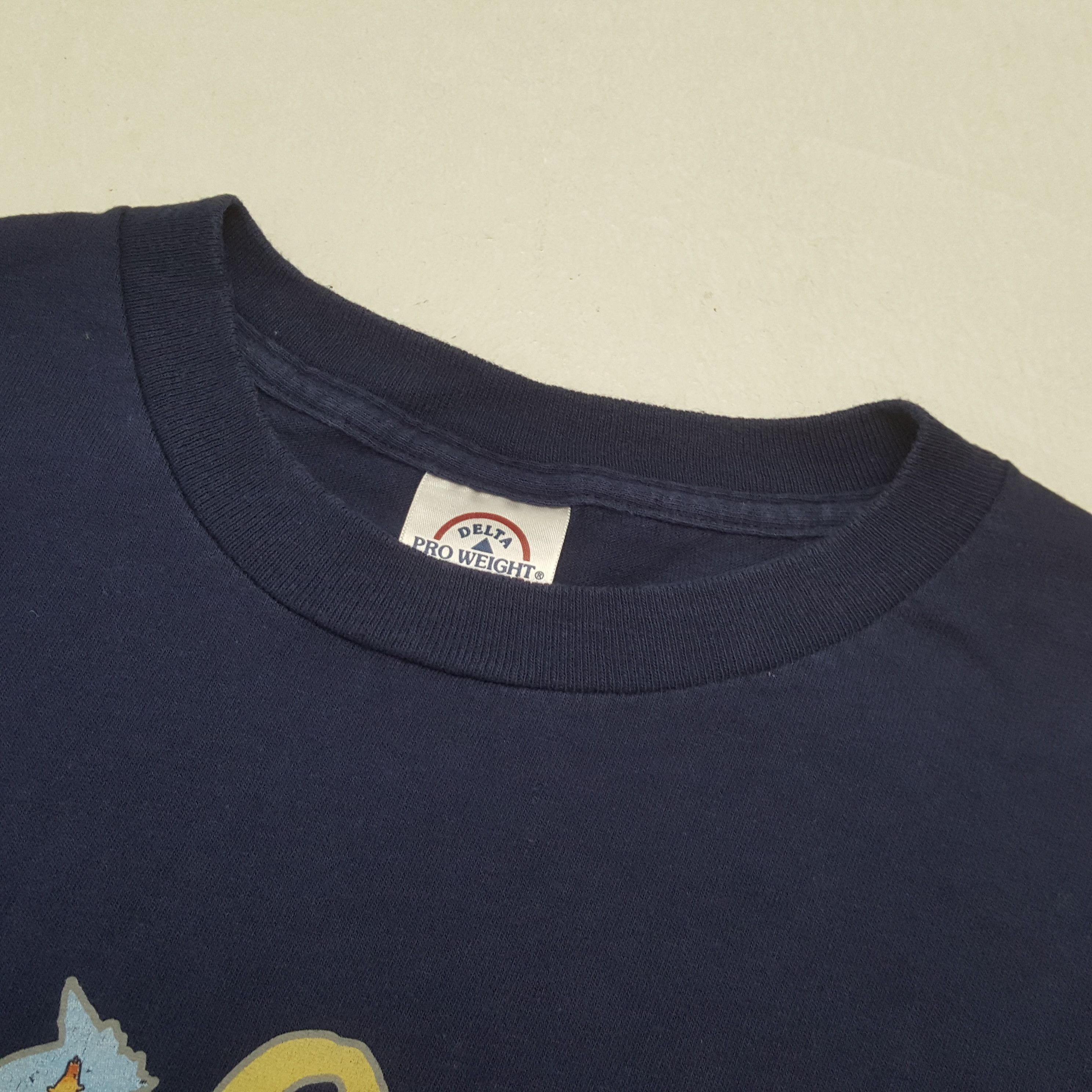 Band Tees Genesis Rock Band Music Tshirt RR24 Size US M / EU 48-50 / 2 - 5 Thumbnail