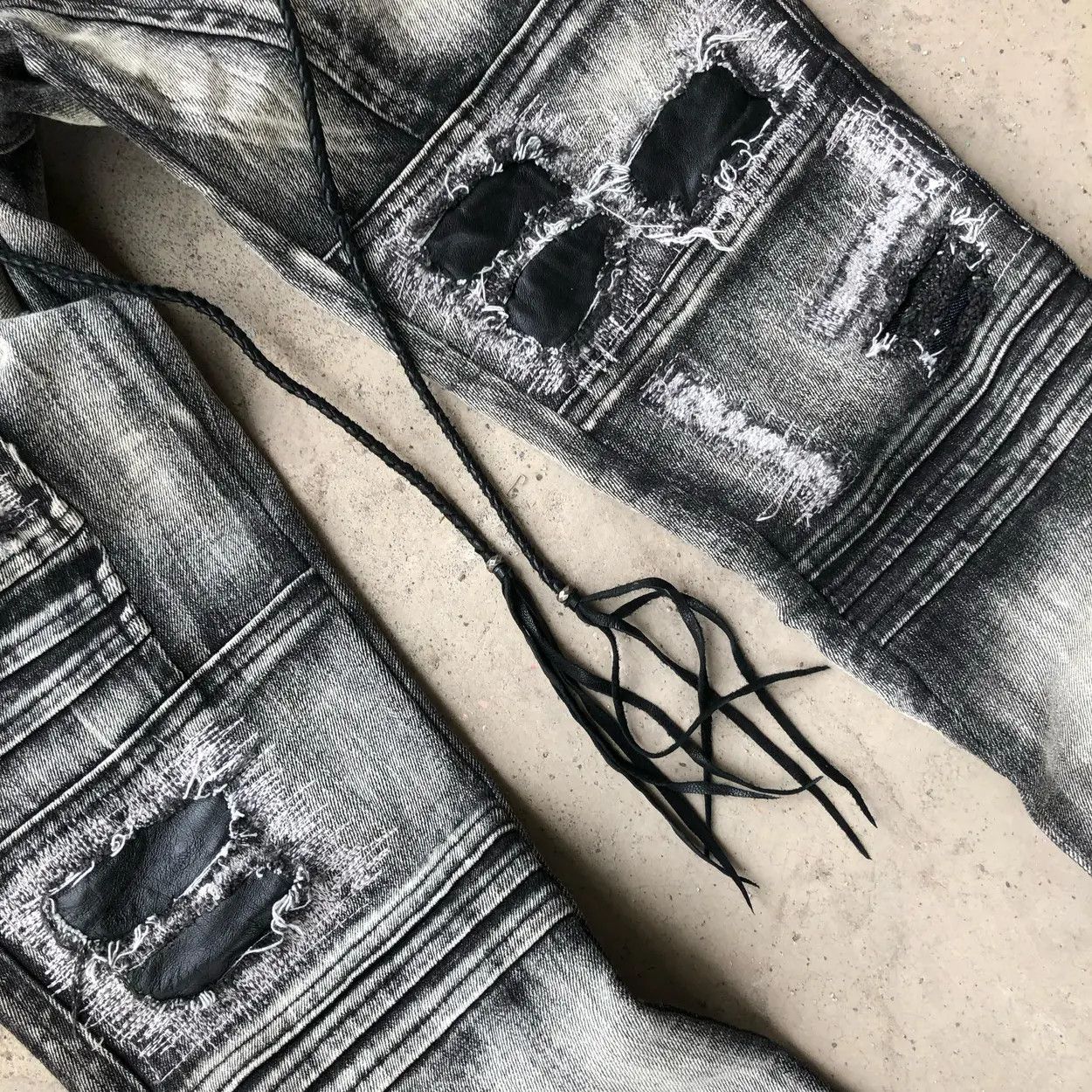 Le Grande Bleu (L.G.B.) KMRII studed crushed Jeans Size US 30 / EU 46 - 5 Thumbnail