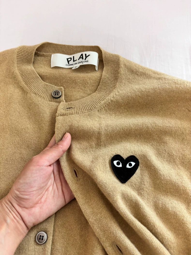 Comme des Garcons Comme Des Garcons Classic Beige Black Heart Cardigan Size M / US 6-8 / IT 42-44 - 4 Thumbnail