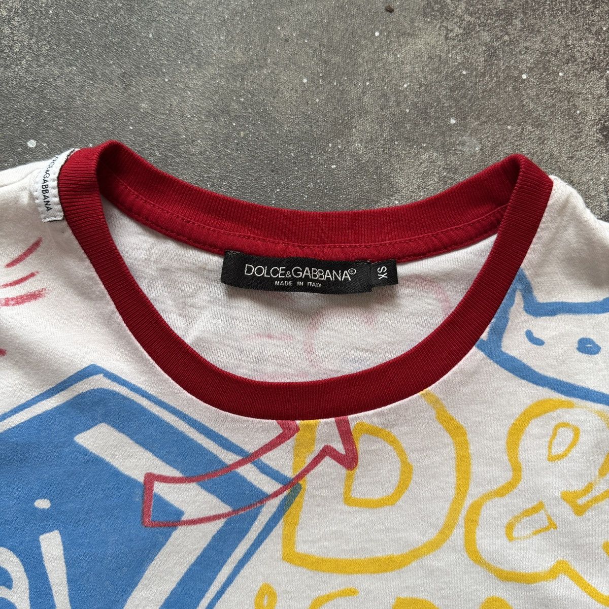 Dolce & Gabbana D&G Dolce & Gabbana Graffiti Print T-Shirt Size S / US 4 / IT 40 - 7 Thumbnail
