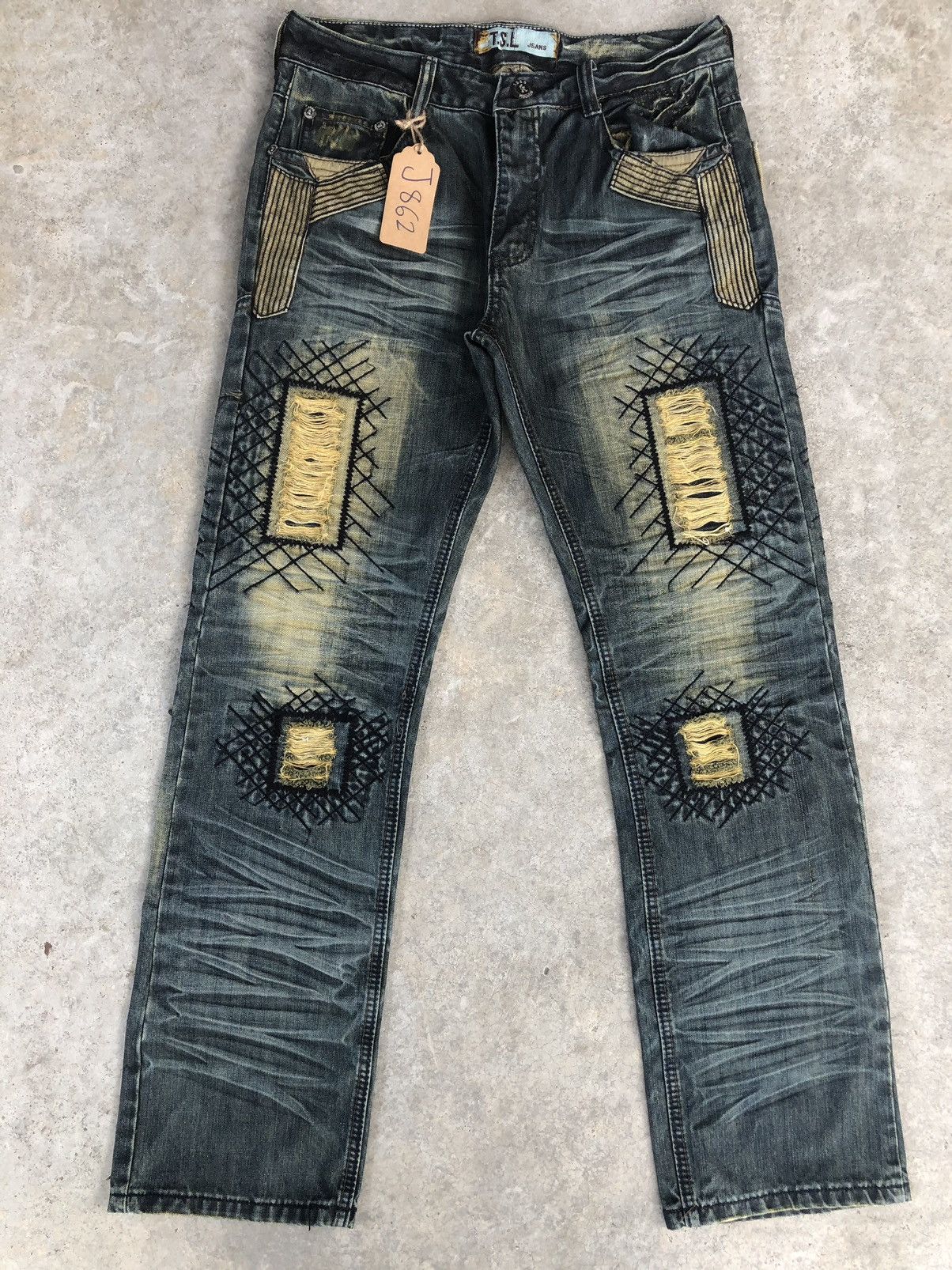 Who Decides War Japanese Kouyizu Distressed Jeans Patchwork Size US 32 / EU 48 - 1 Thumbnail