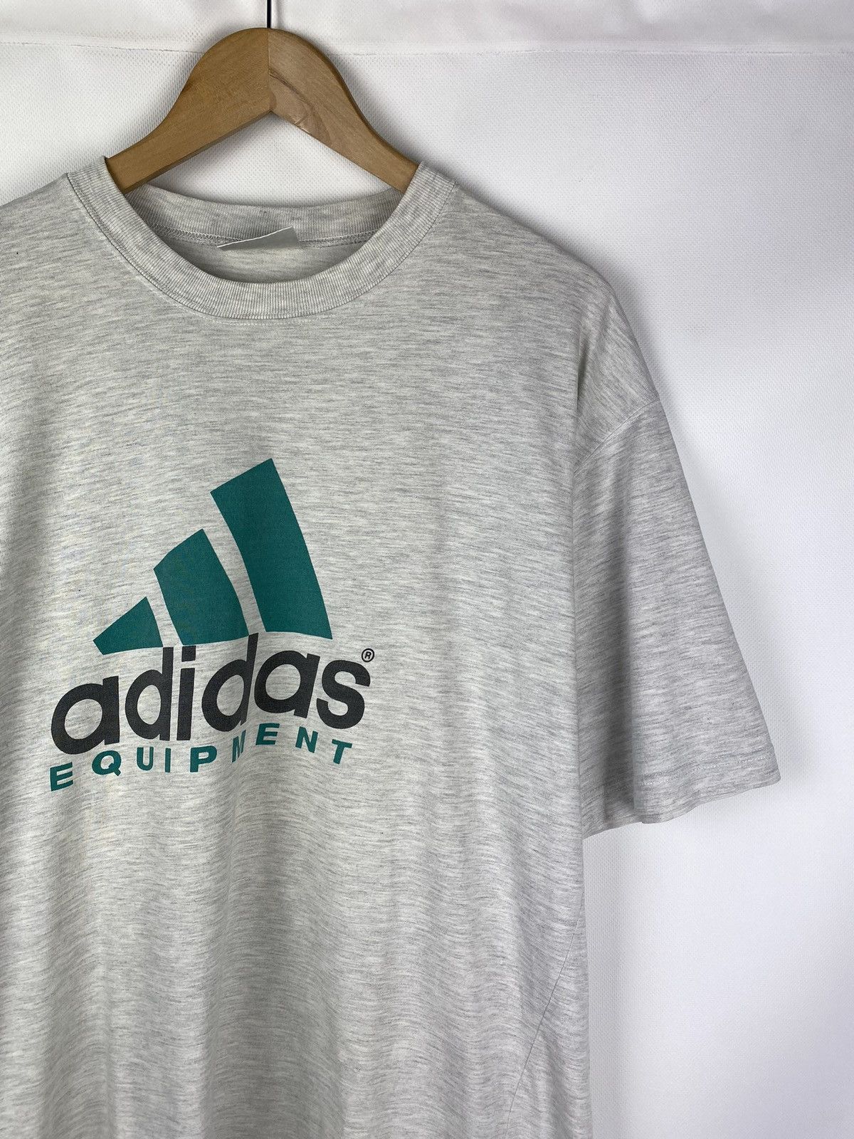 Vintage Adidas Equipment vintage men’s big logo t shirt size Xl Size US XL / EU 56 / 4 - 5 Thumbnail