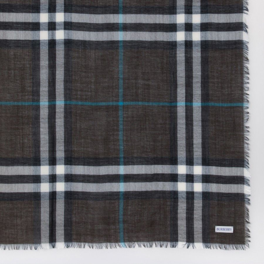 Burberry o1d2blof0125 Size: OS / Wool Scarf in Multicolor Size ONE SIZE - 3 Thumbnail