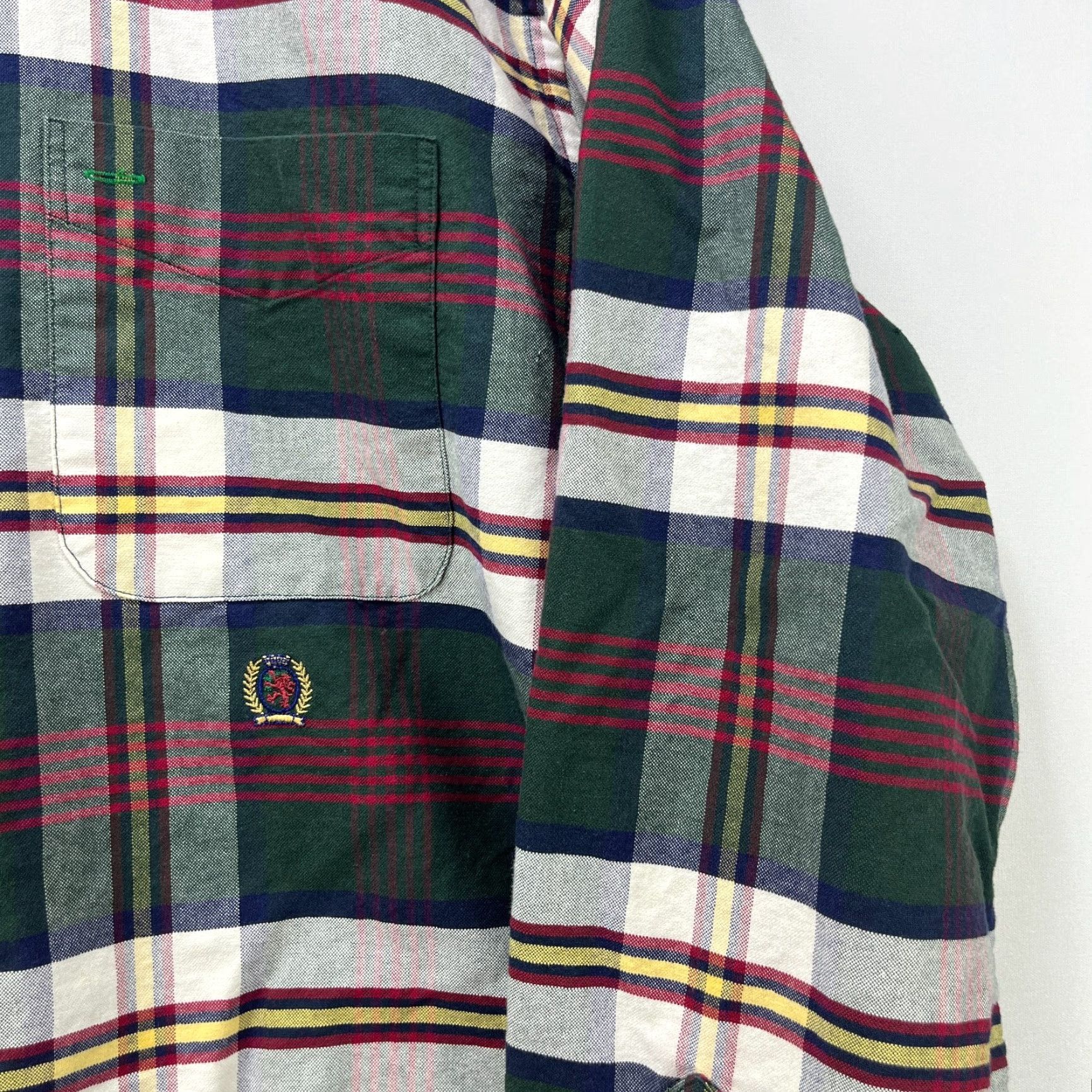 Tommy Hilfiger VINTAGE Tommy Hilfiger Button-Up Long Sleeve Plaid Shirt L Green Mens 90s Size US L / EU 52-54 / 3 - 3 Thumbnail