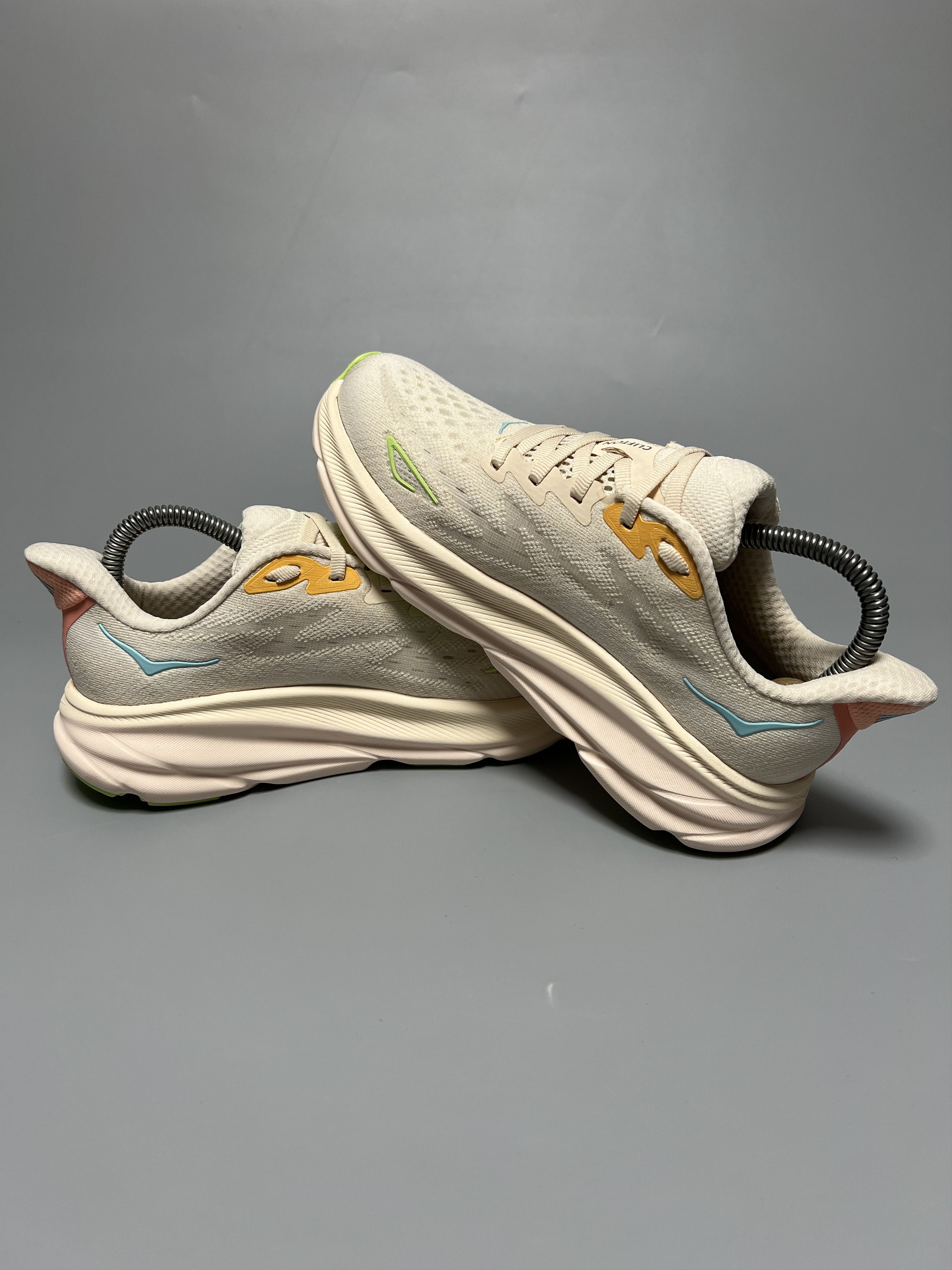 Hoka 5.5D Hoka One One Clifton 9 Wide Running Shoes Walking Gym Size US 5.5 / IT 35.5 - 5 Thumbnail