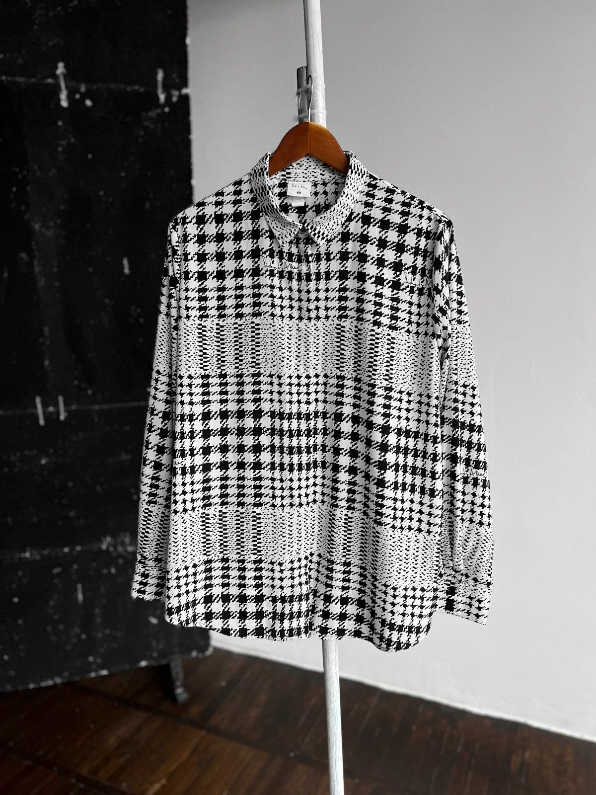 Designer × H&M H&M Richard Allan Black White Geometric Button Shirt Blouse Size XL / US 12-14 / IT 48-50 - 1 Thumbnail