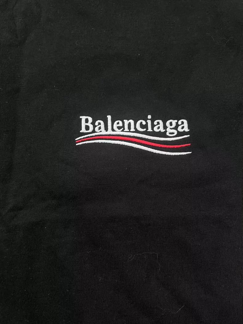 Balenciaga Balenciaga Monogrammed Logo printed short sleeve regular T Size US S / EU 44-46 / 1 - 3 Thumbnail