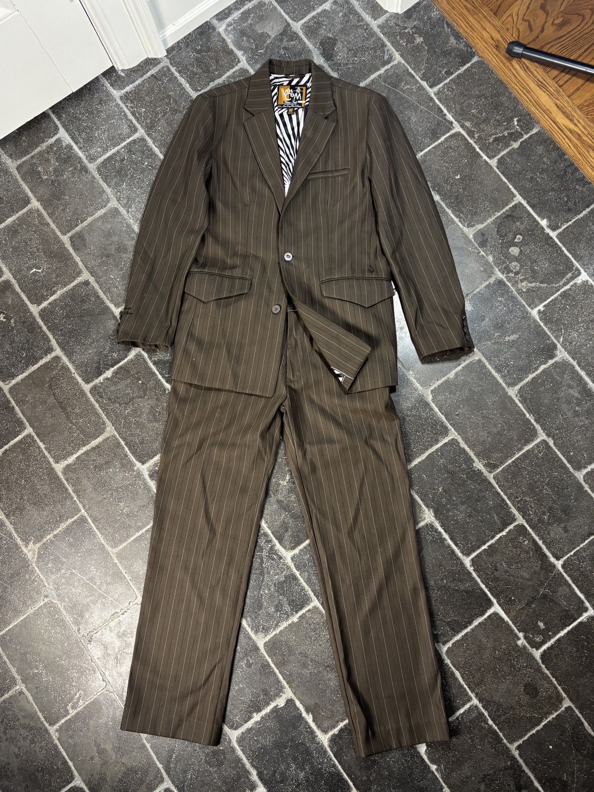 Volcom Volcom Stone Corpo Class Two Piece Suit Snow Nylon Polyester Size 40R - 1 Thumbnail