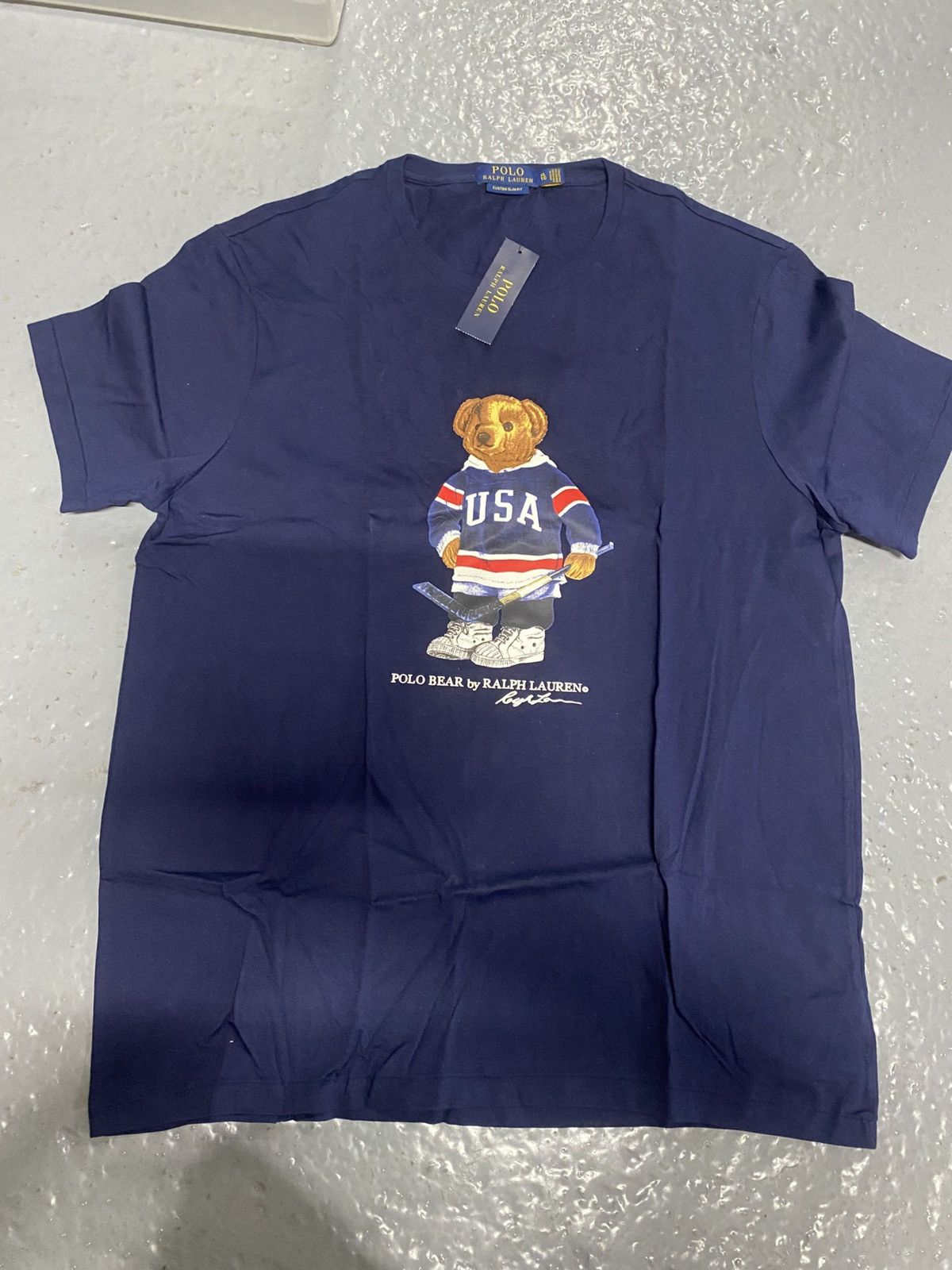 Polo Ralph Lauren Polo Ralph Lauren USA Hockey Bear T Shirt Navy Size US XL / EU 56 / 4 - 1 Thumbnail