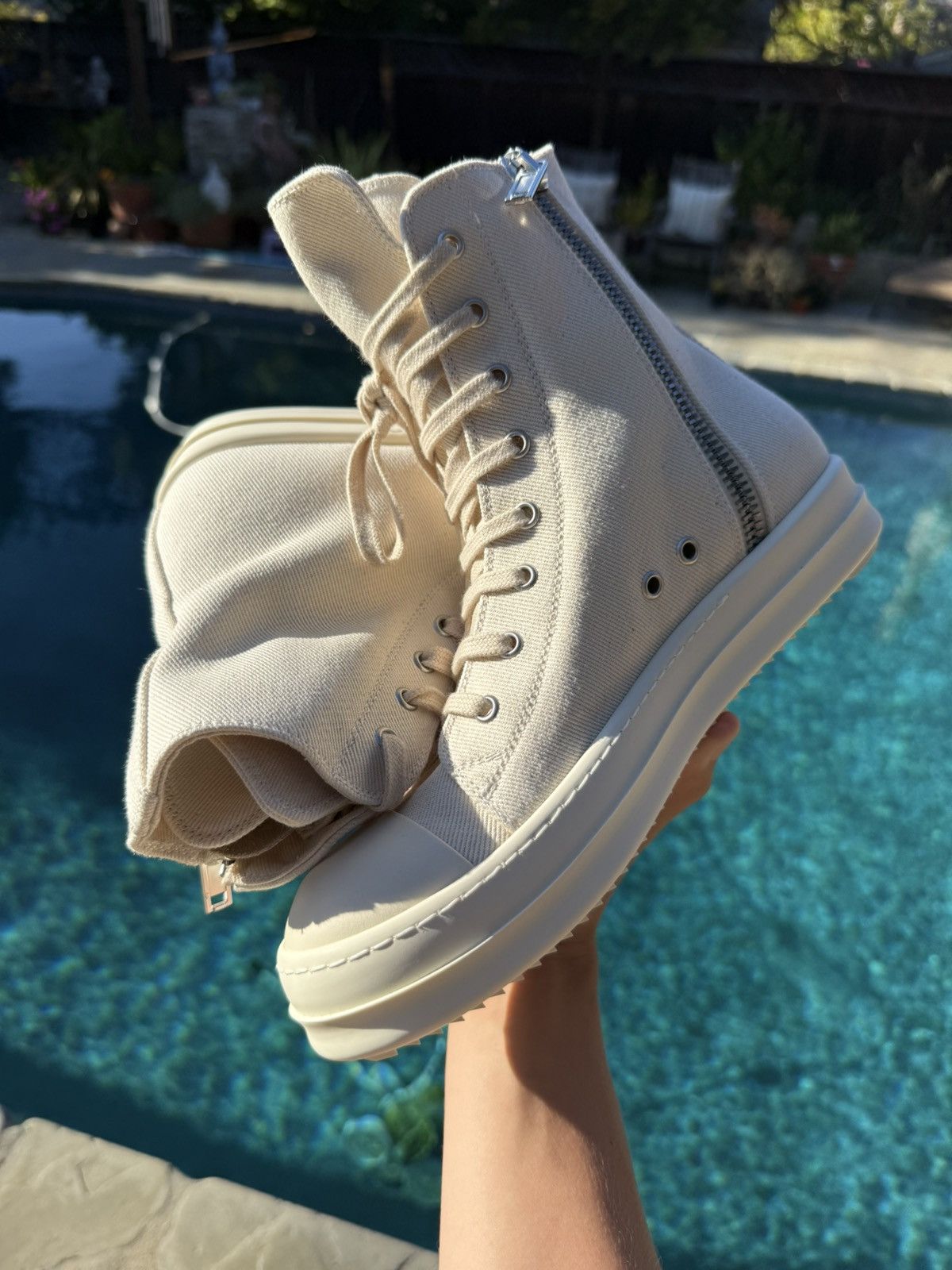 Rick Owens Rick Owens Cream Canvas Ramone High-Top Sneakers Size US 7 / EU 40 - 4 Thumbnail