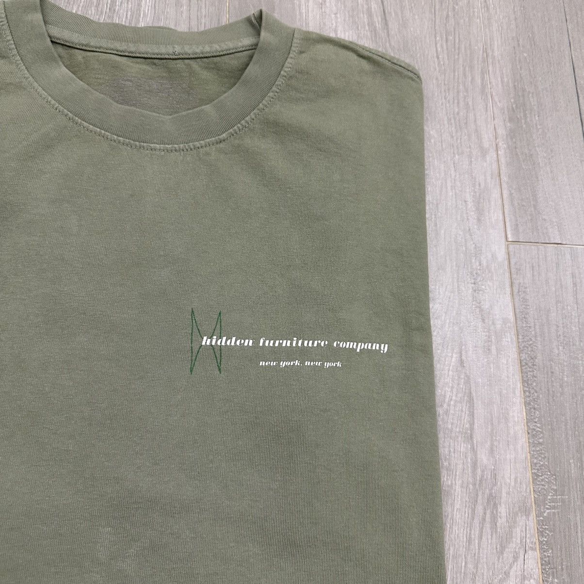 HIDDEN Hidden ny furniture tee supreme stussy palace skate kanye Size US XL / EU 56 / 4 - 4 Thumbnail