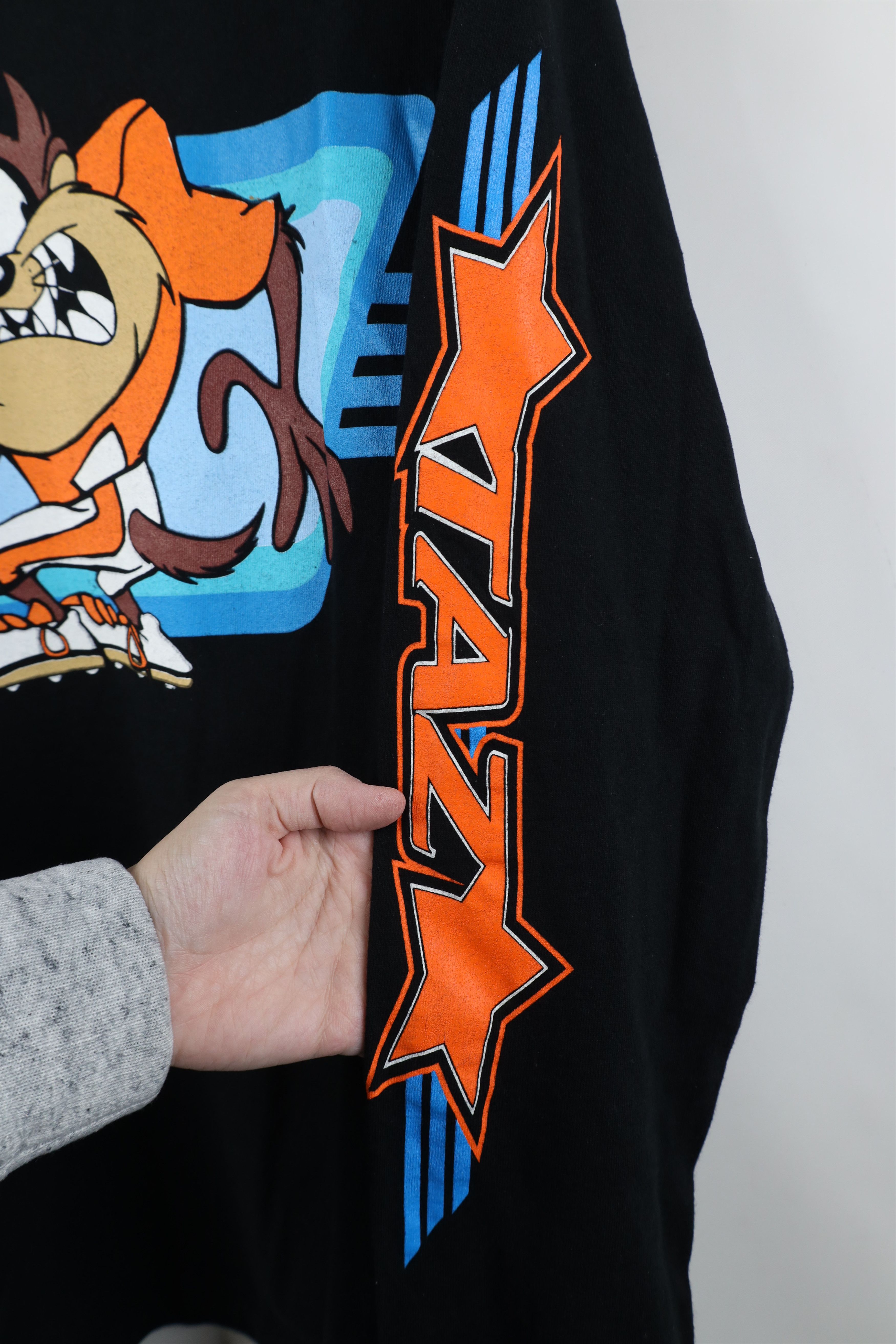 Vintage Vintage 90s Looney Tunes Tazmanian Devil Long Sleeve T-Shirt Size US M / EU 48-50 / 2 - 9 Thumbnail