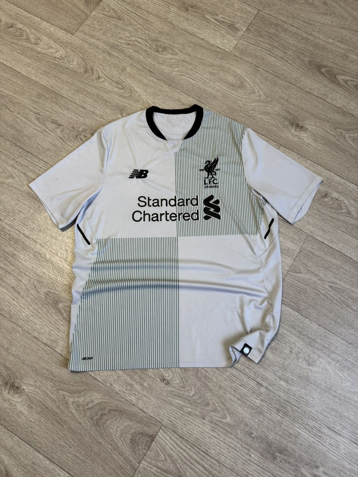 New Balance 🔷New Balance Liverpool 2017/18 Soccer jersey🔷 Size US L / EU 52-54 / 3 - 1 Thumbnail
