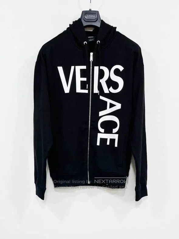 Versace VERSACE Men's Black Logo Zip Hoodie. Size US M / EU 48-50 / 2 - 1 Thumbnail