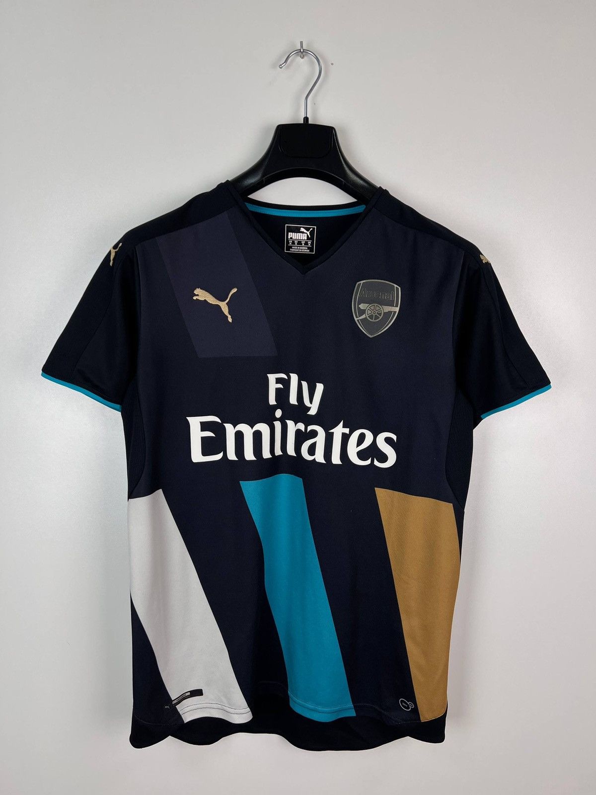 Puma Arsenal Puma 2015/16 jersey t-shirts size M Size US M / EU 48-50 / 2 - 1 Thumbnail