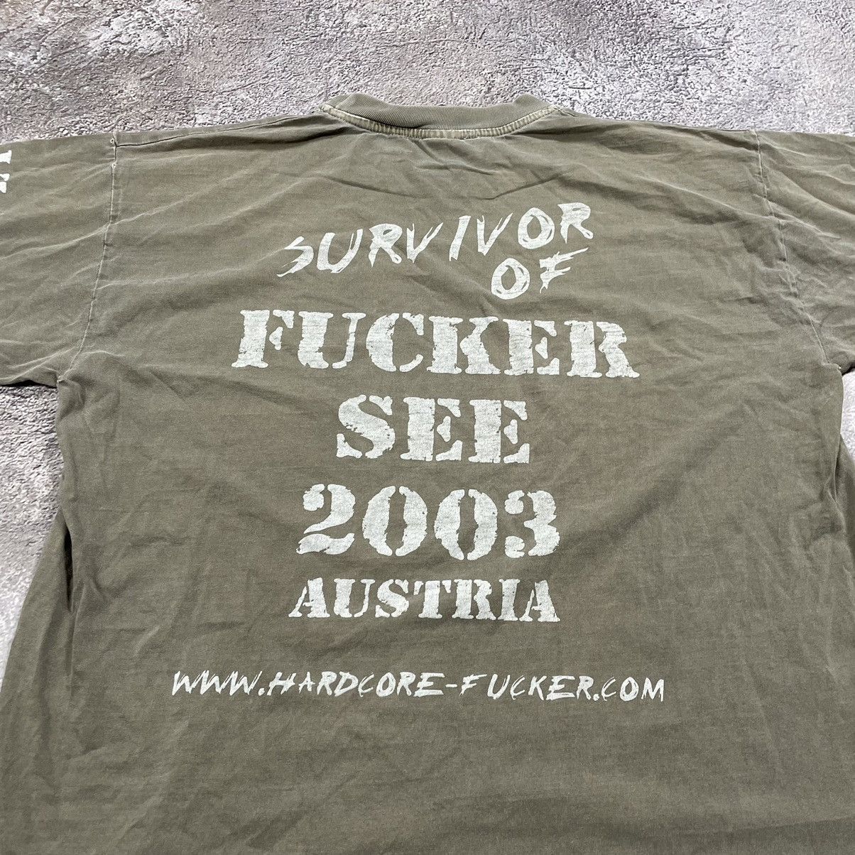 Vintage Vintage Y2K Sun Faded Graphic Tee Streetwear Skate Relaxed L Size US L / EU 52-54 / 3 - 4 Thumbnail