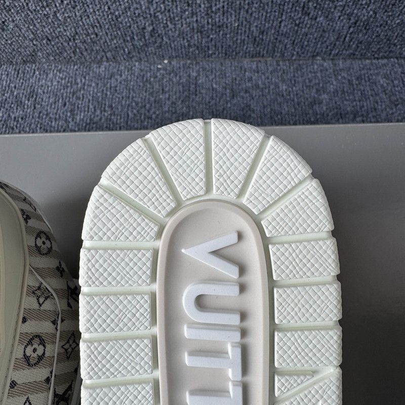 Louis Vuitton Louis Vuitton Trainer Low Top Fashion Sneakers -2508 Size US 6.5 / EU 39-40 - 7 Thumbnail